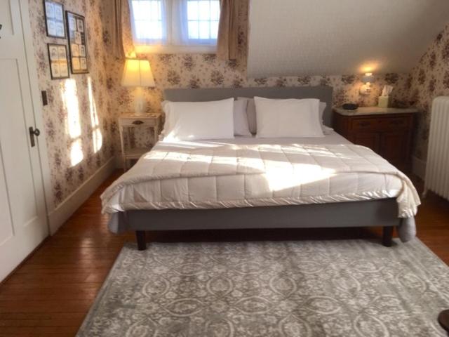 Deluxe Double or Twin Room photo 1
