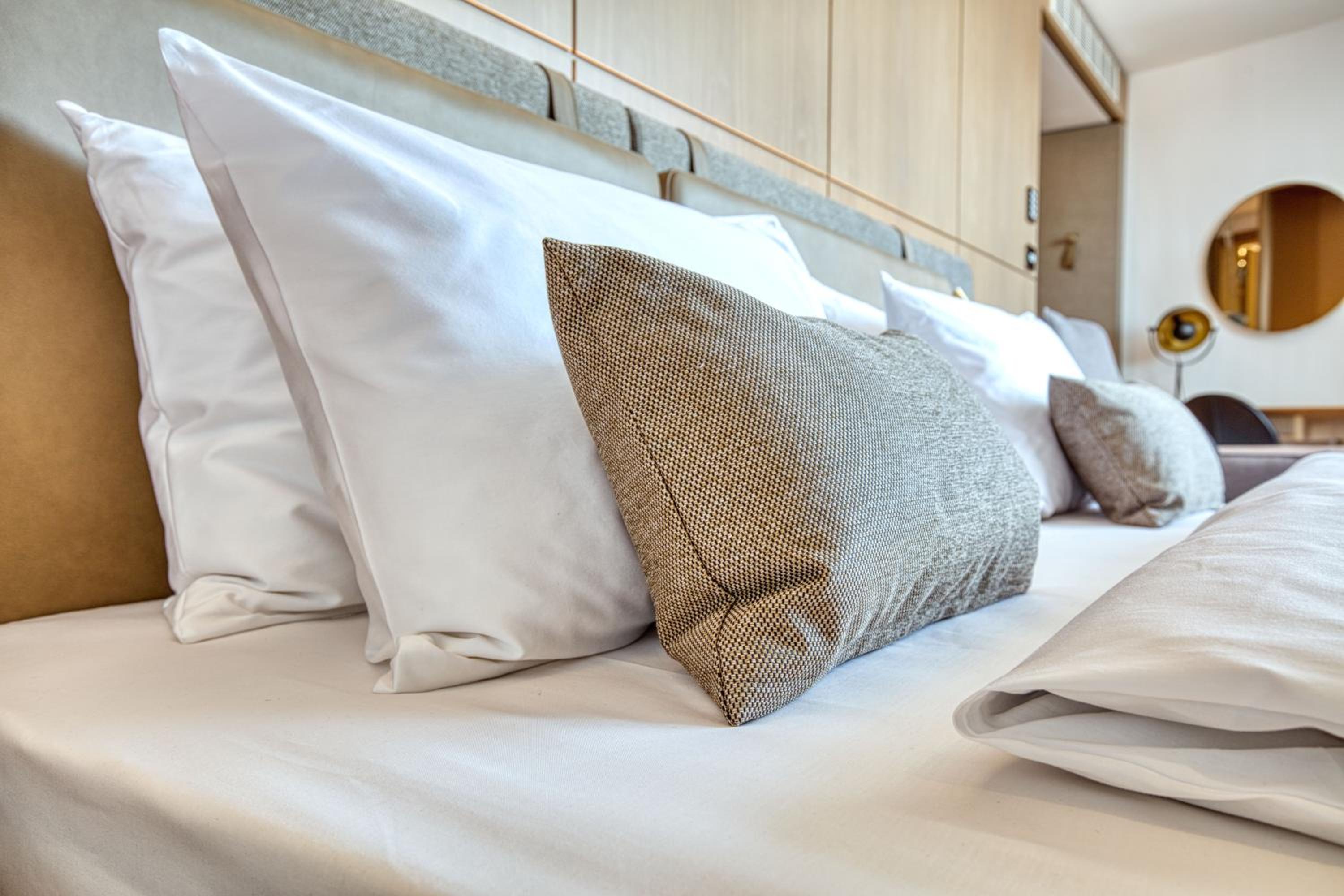 Business Double Room - Photo 4