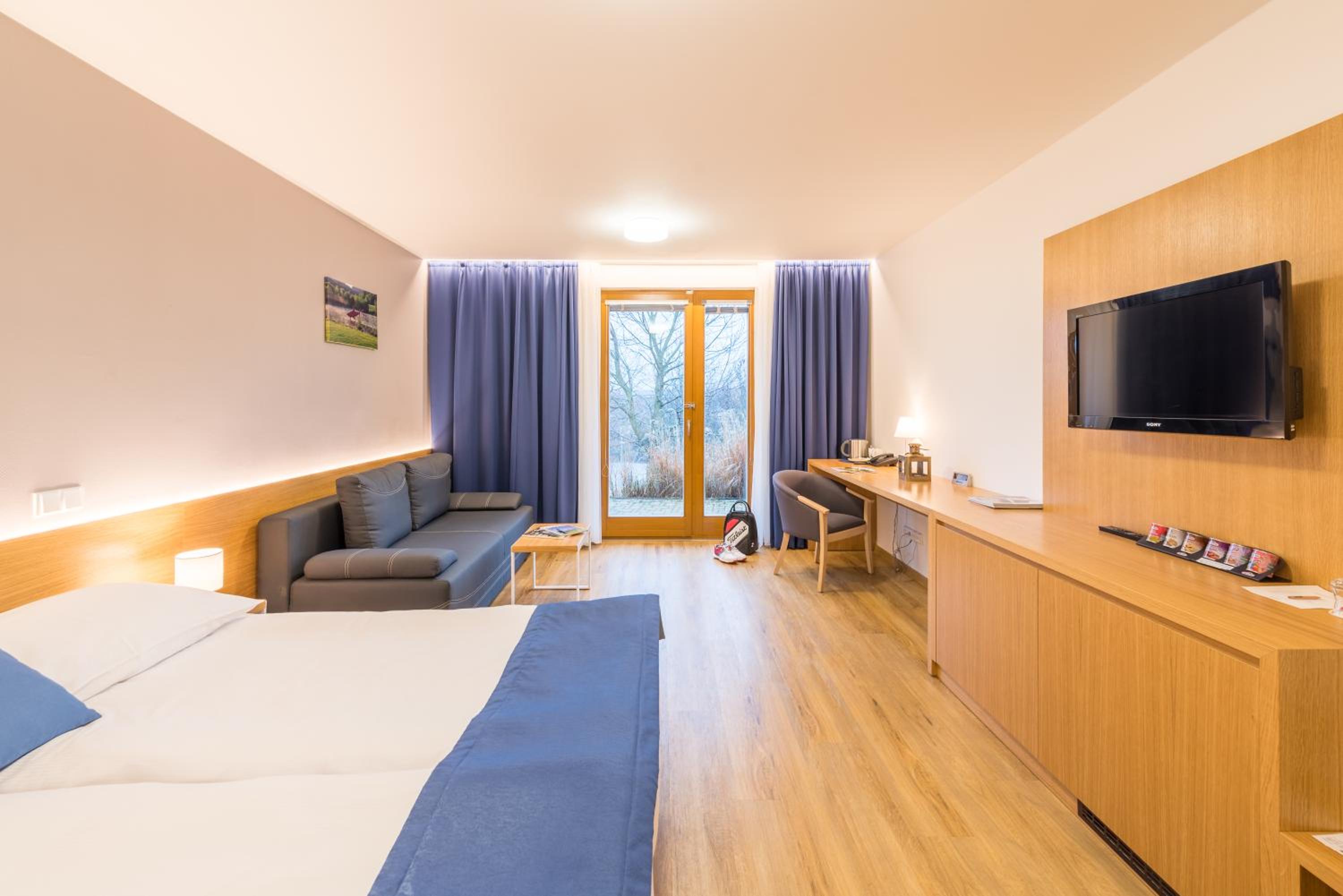 Deluxe Double Room or Twin Room - Photo 1