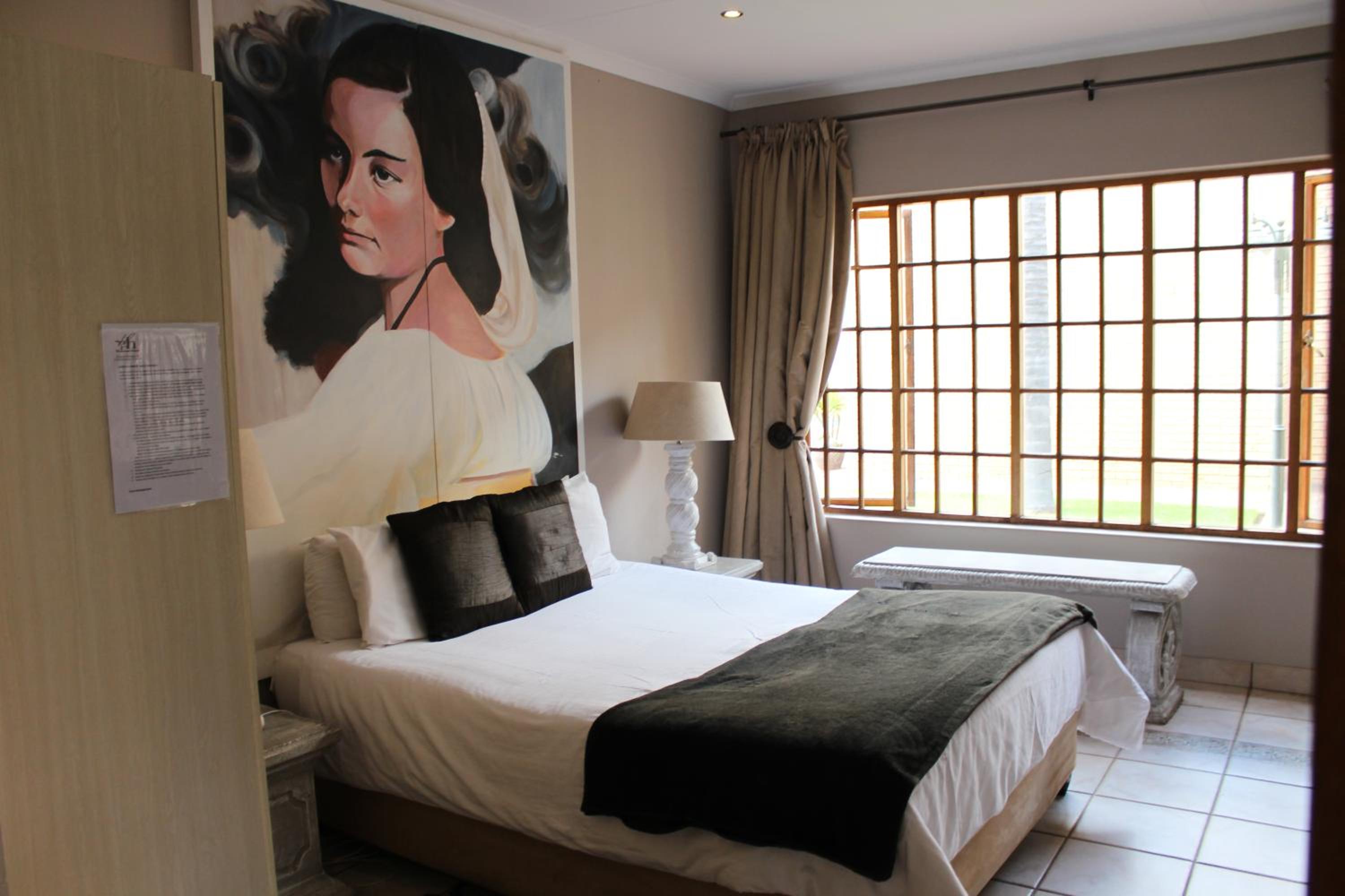 Deluxe Double Room with Shower - Photo 1