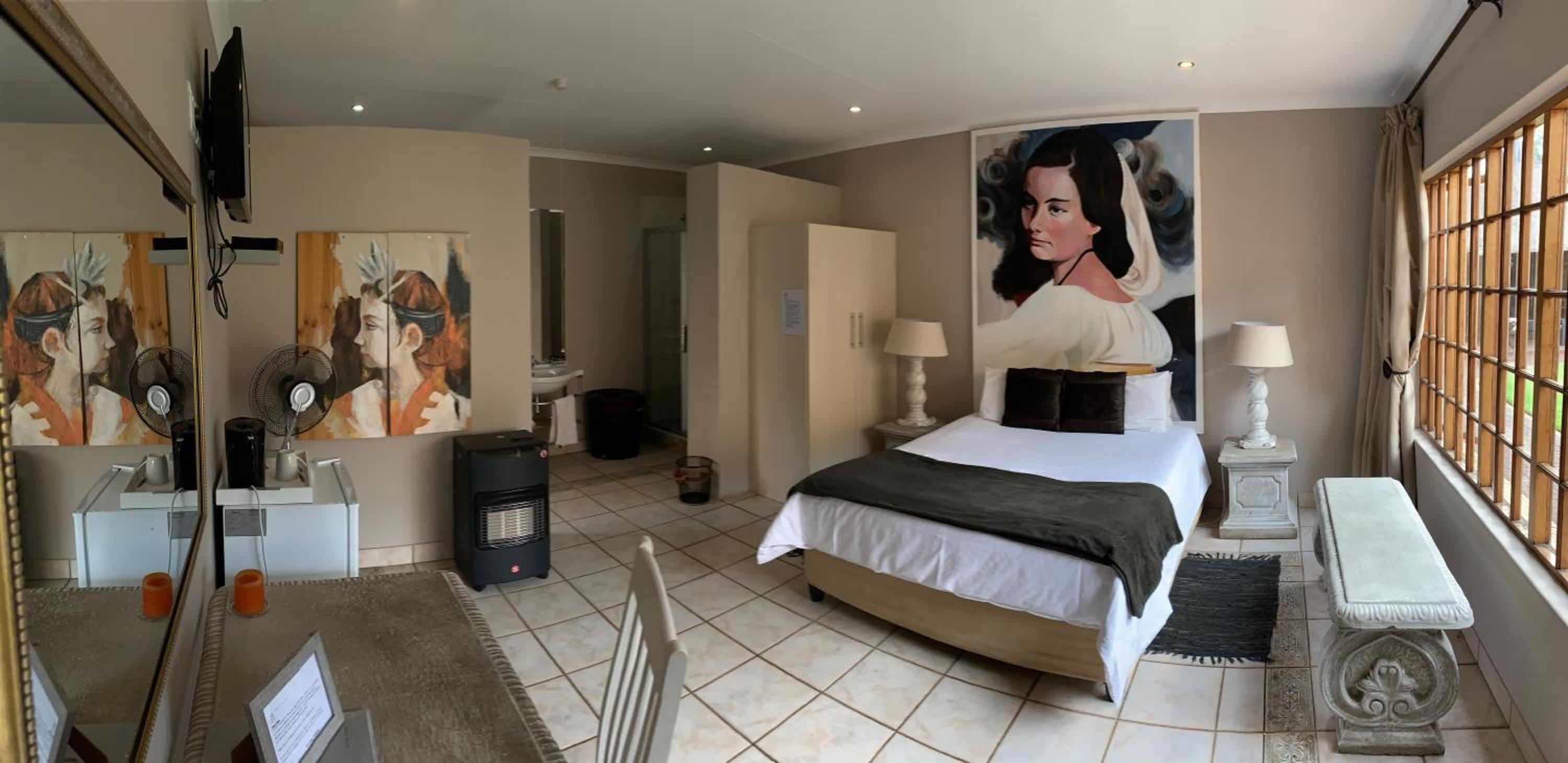 Deluxe Double Room with Shower - Photo 2