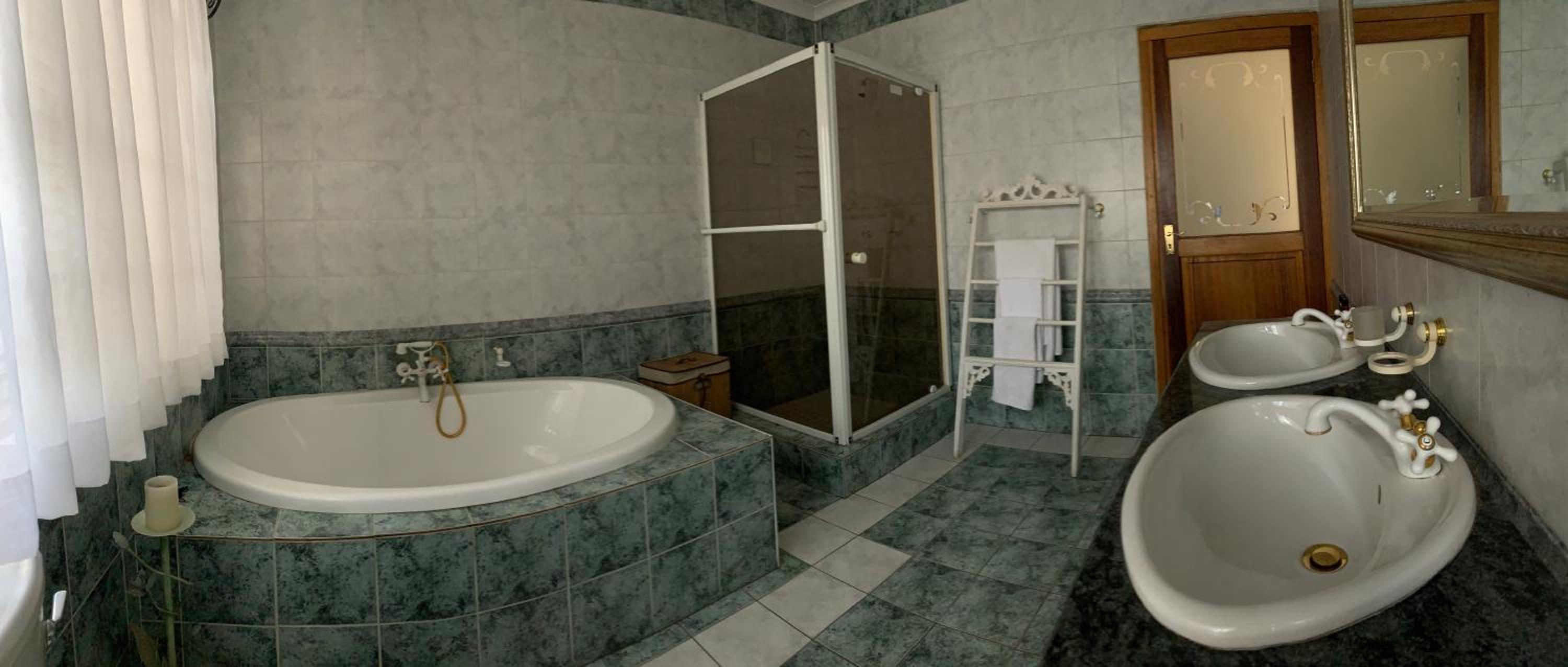 Deluxe Double or Twin Room with Garden View - Photo 4