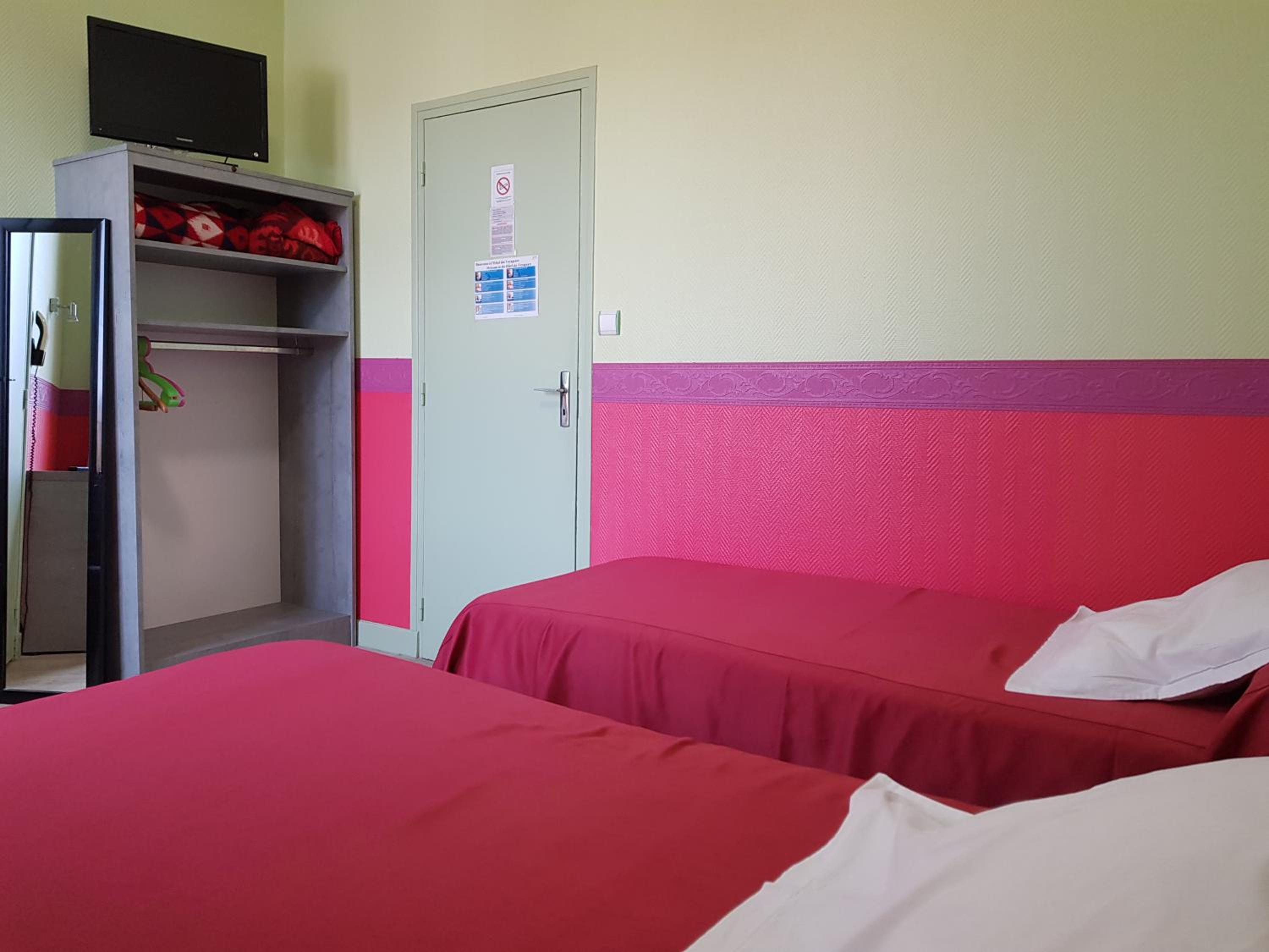 Triple Room - Photo 1