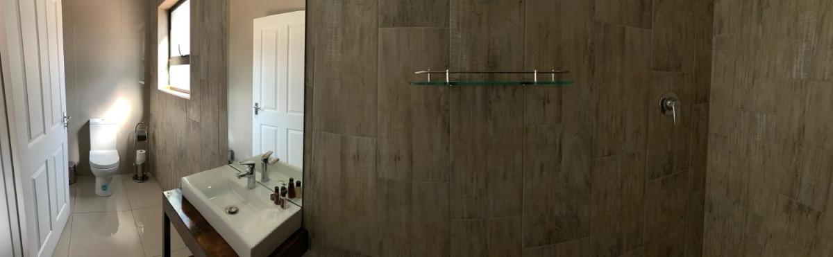King Room with Garden View - Photo 4