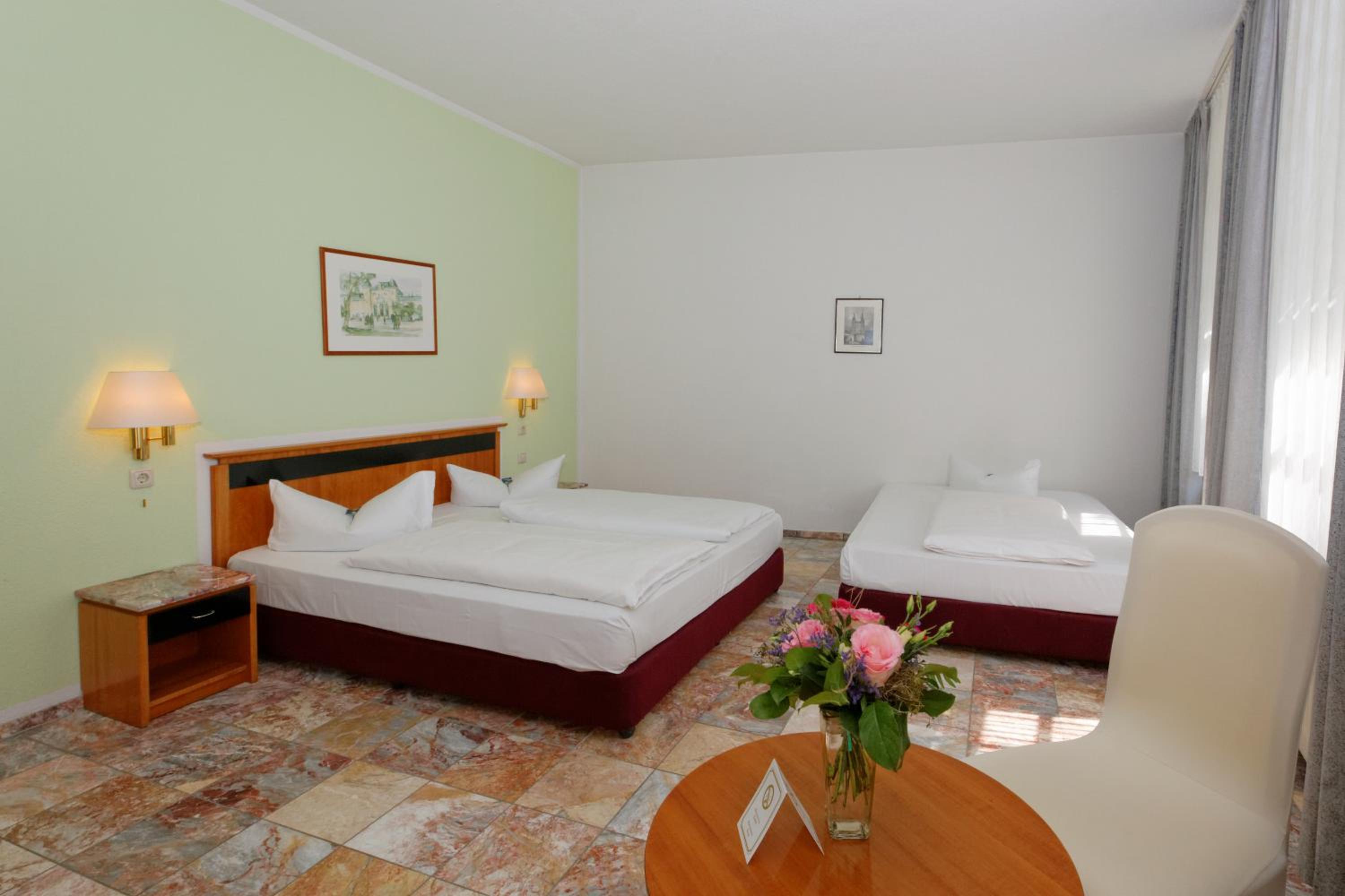 Triple Room photo 2