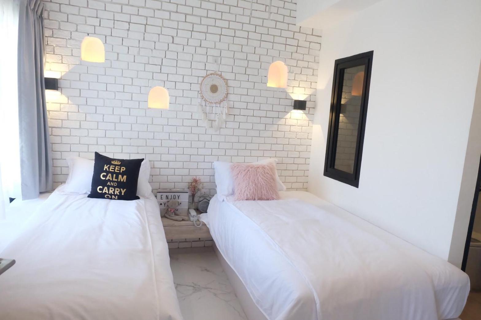 Standard Twin Room - Photo 1