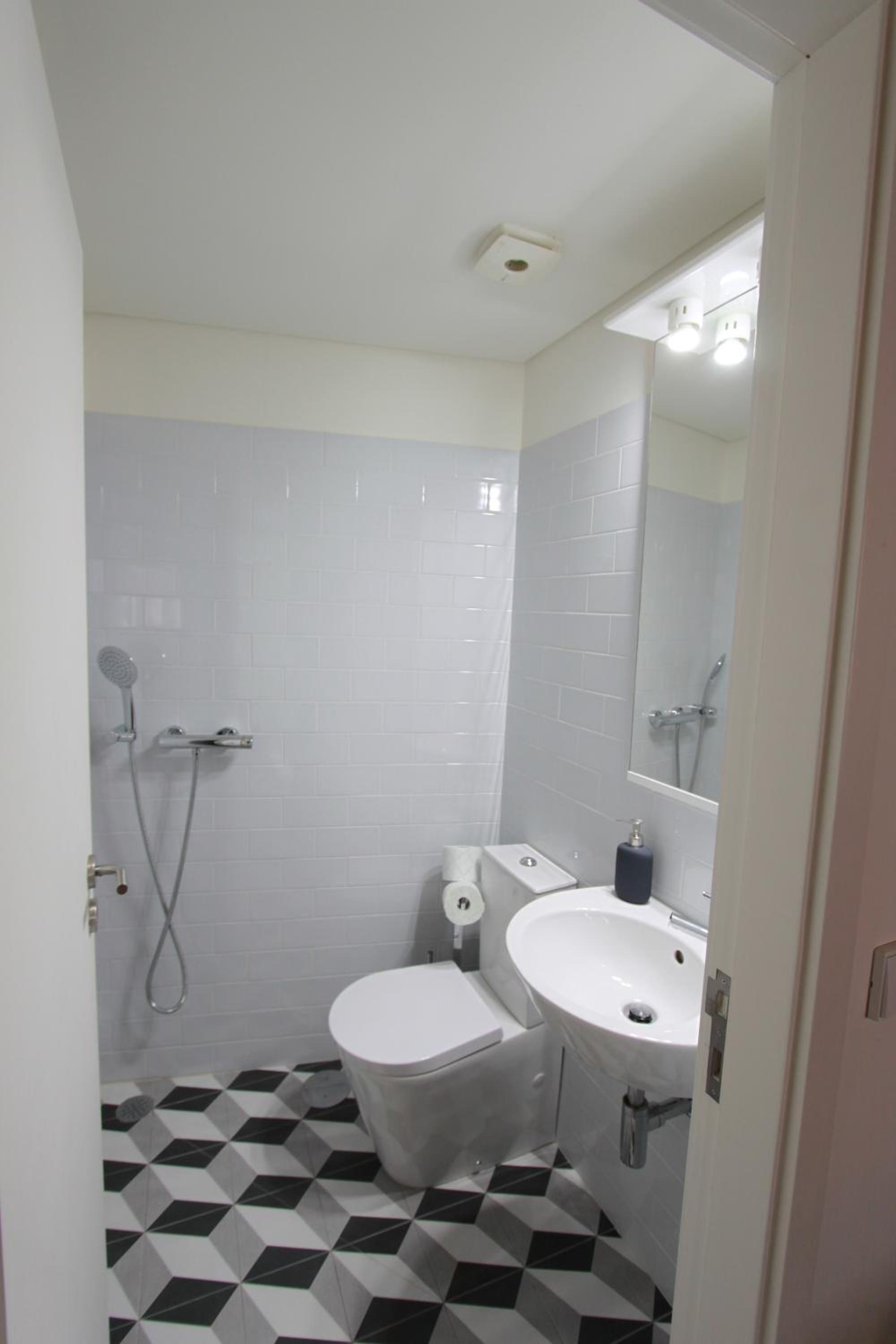 Two-Bedroom House - Photo 42