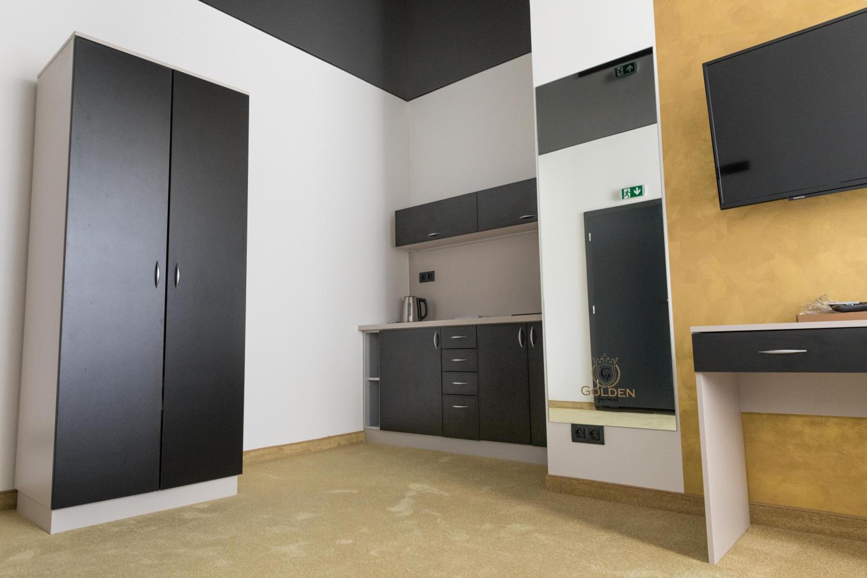 Deluxe Apartment - Photo 34