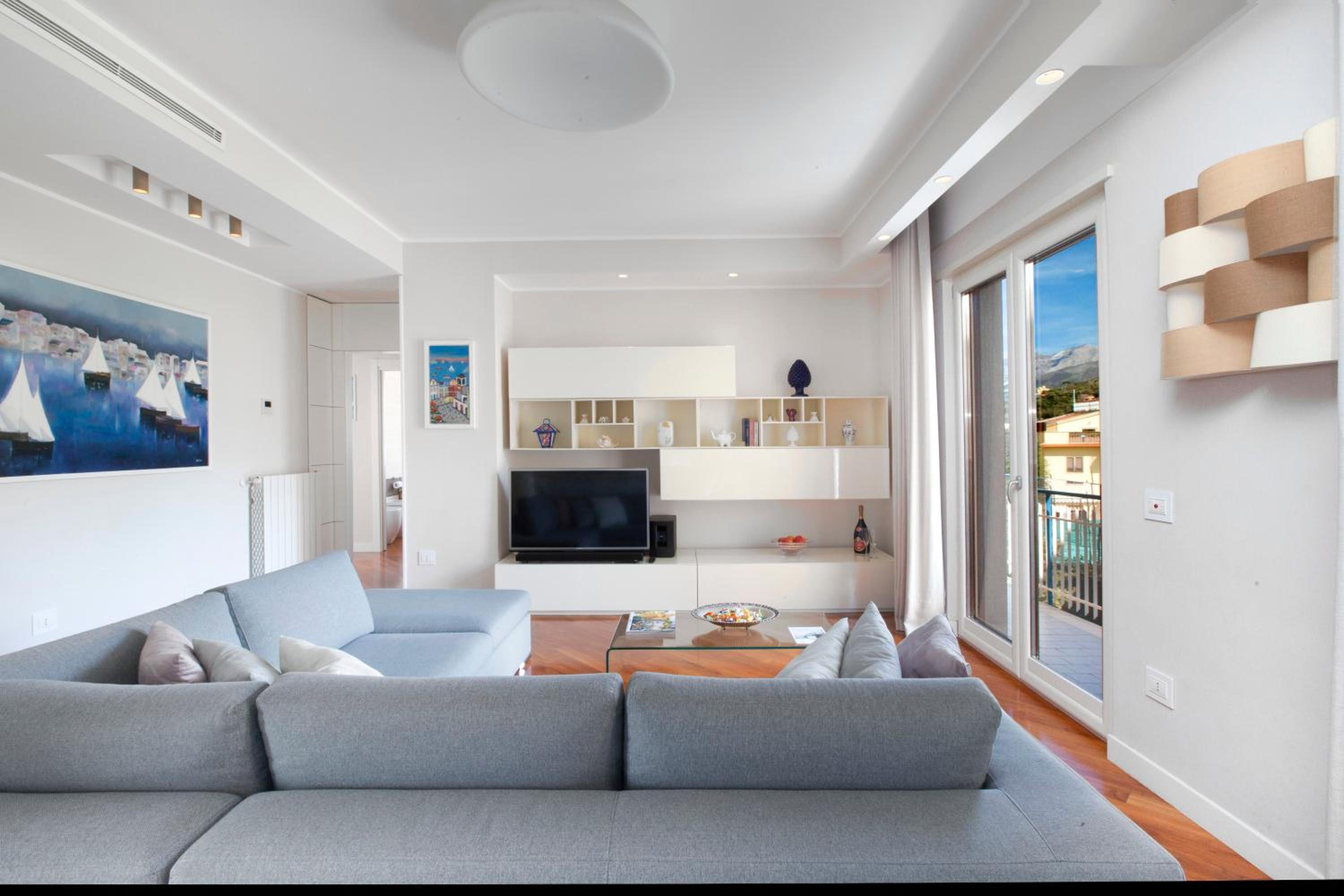 Deluxe Apartment