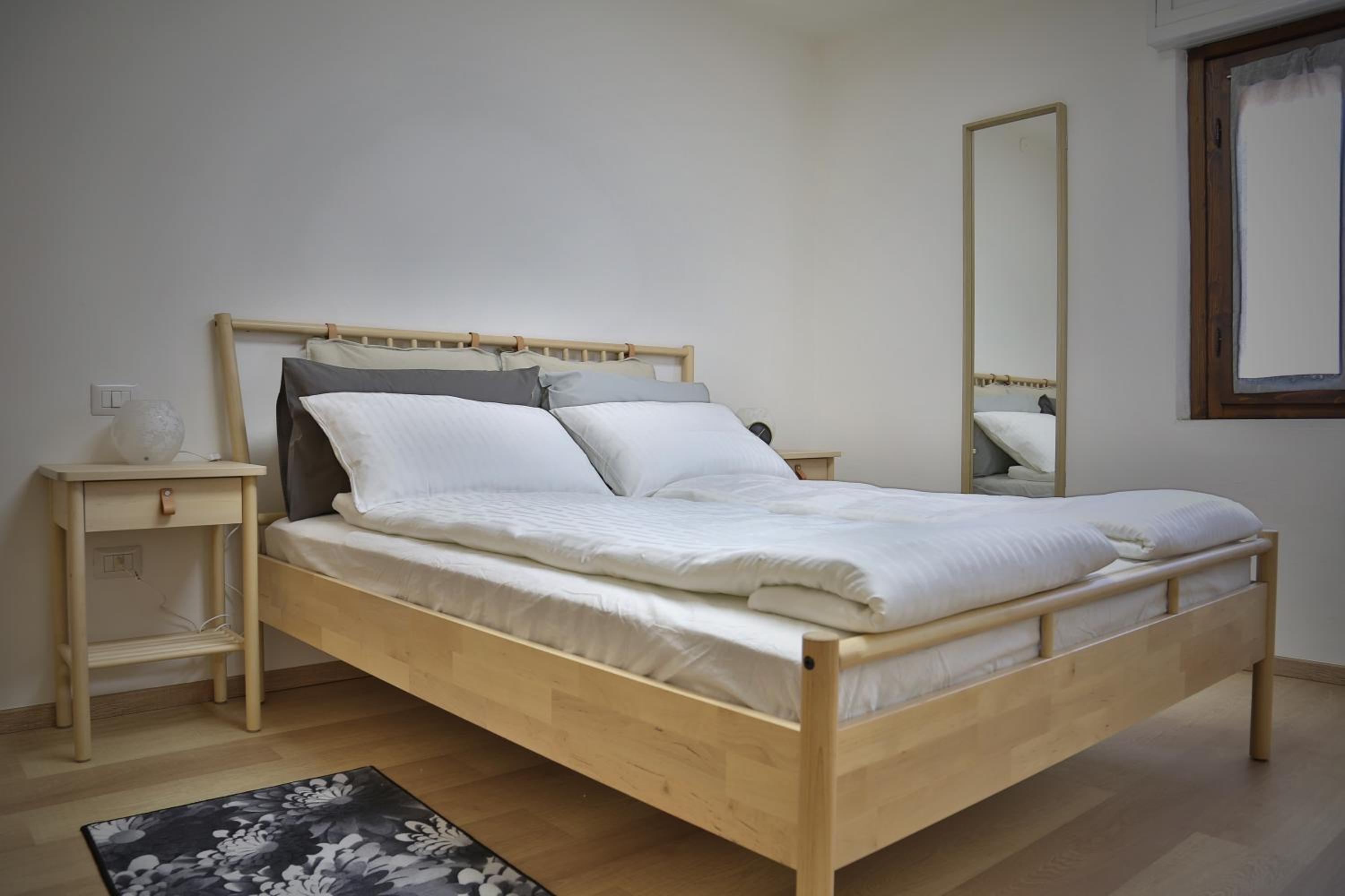 One-Bedroom House photo 1