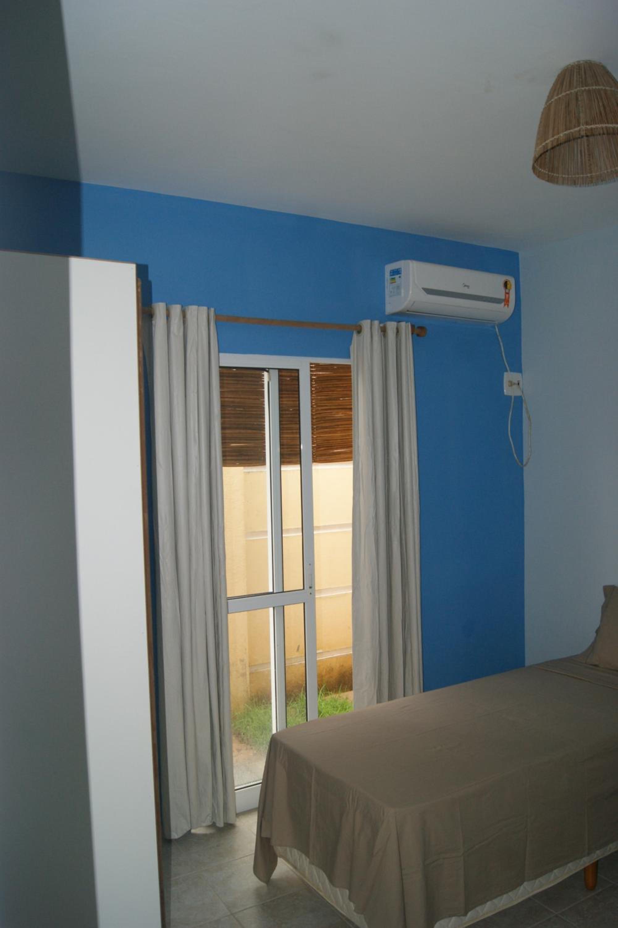 Three-Bedroom House photo 2