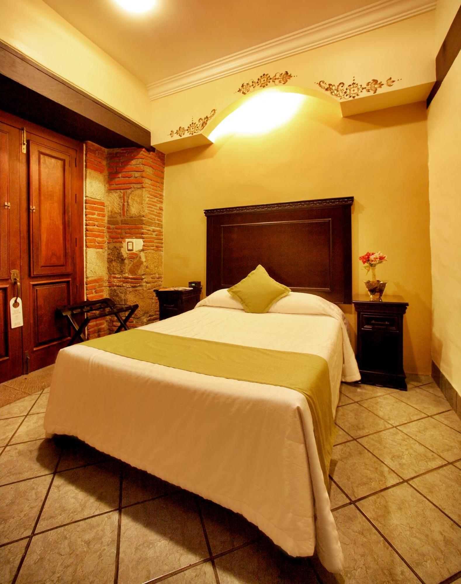  Standard Room with One Double Bed - Photo 1