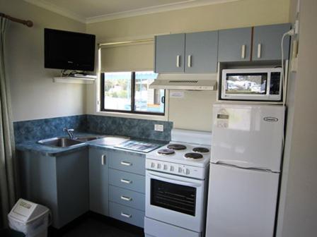 Family Room photo 2