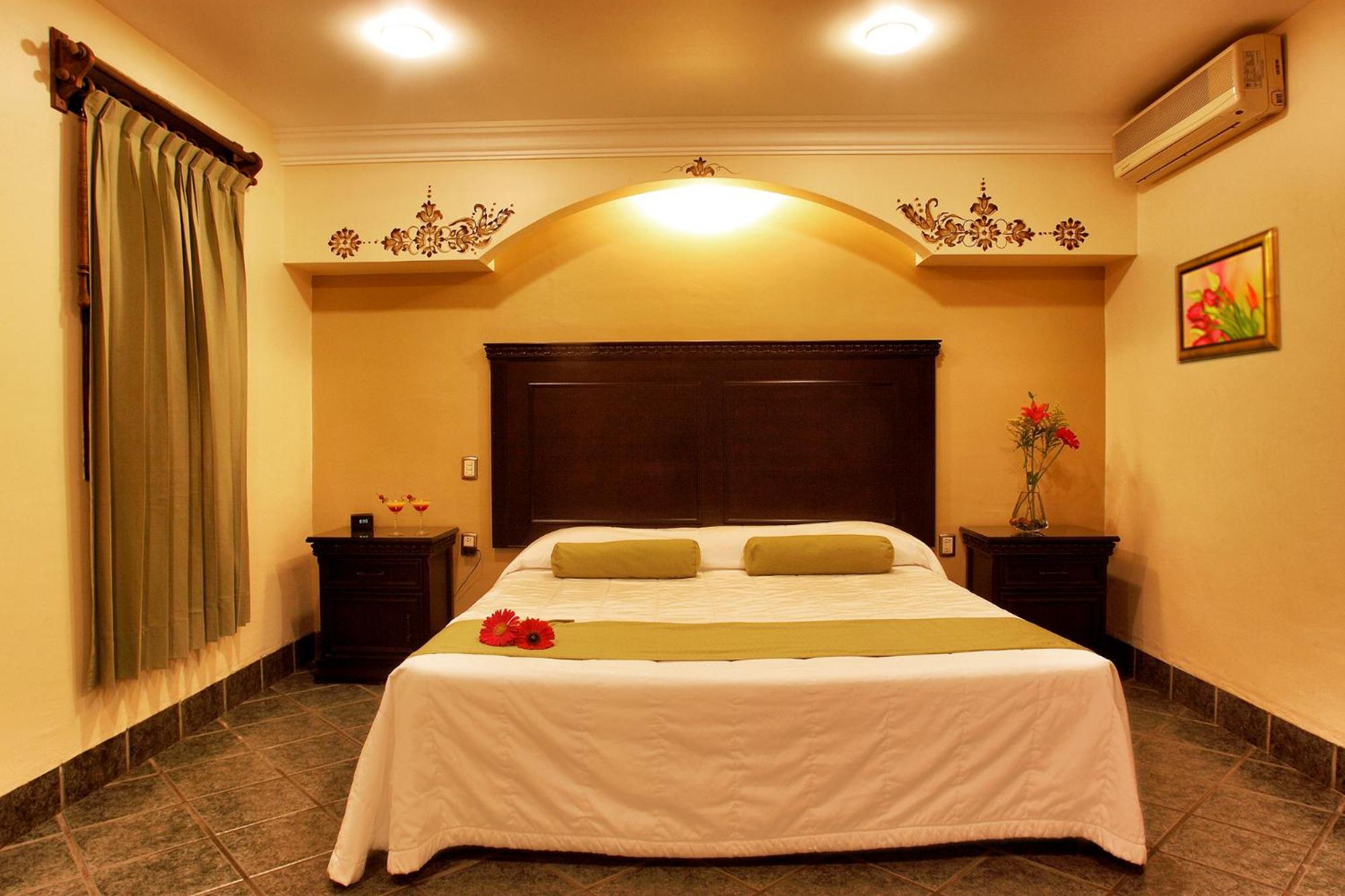 Master Suite - Photo 3