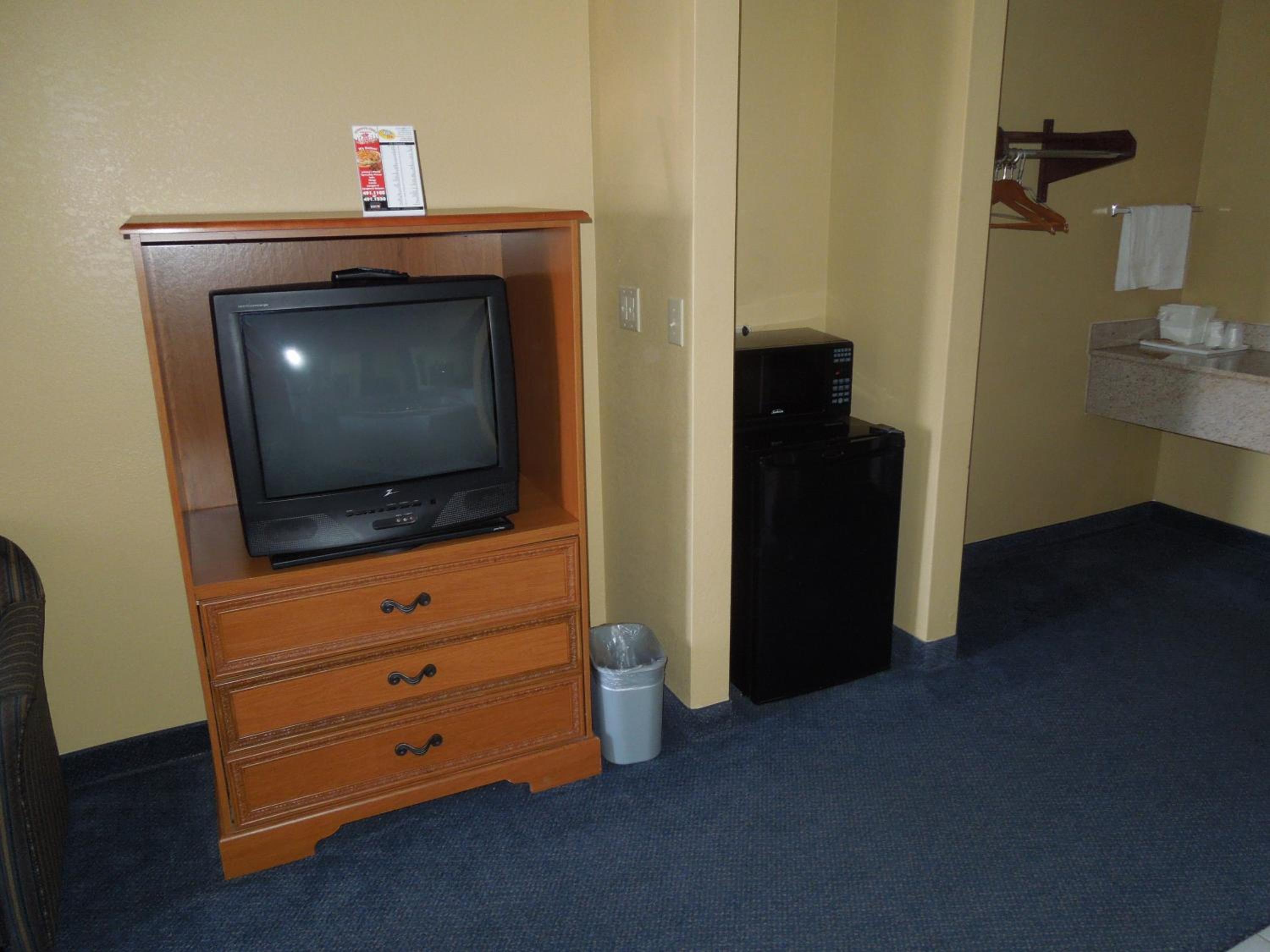 King Room with Spa Bath - Non-Smoking - Photo 3