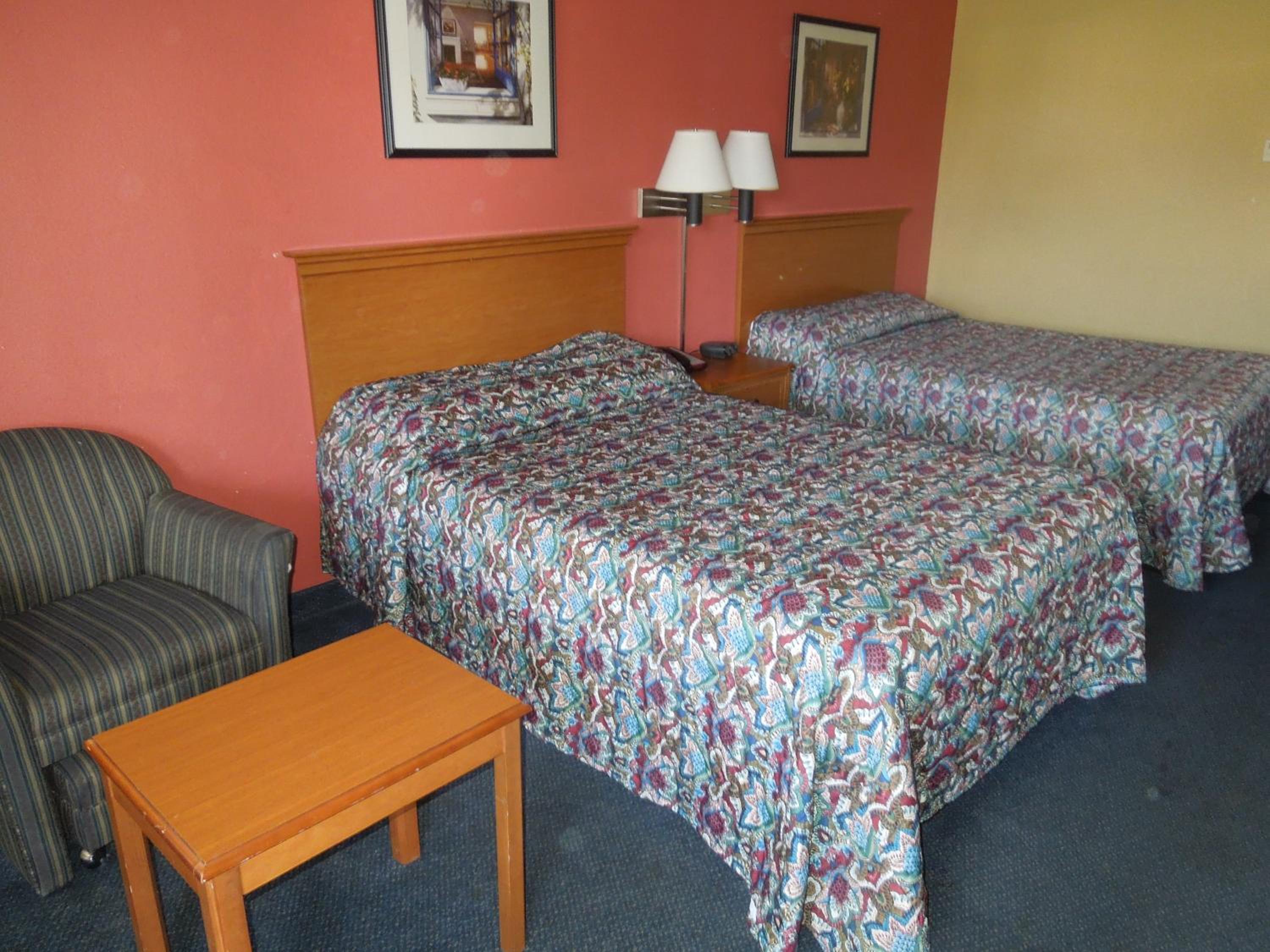 Double Room with Two Double Beds - Photo 3