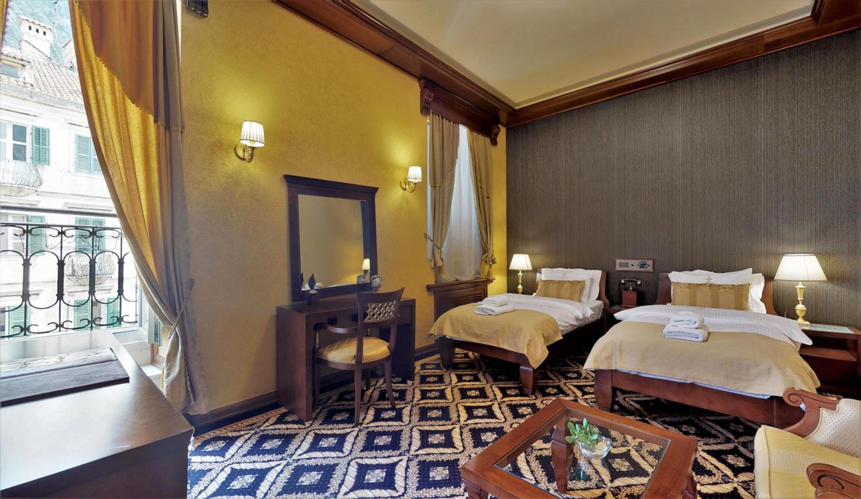 Deluxe Double or Twin Room photo 1