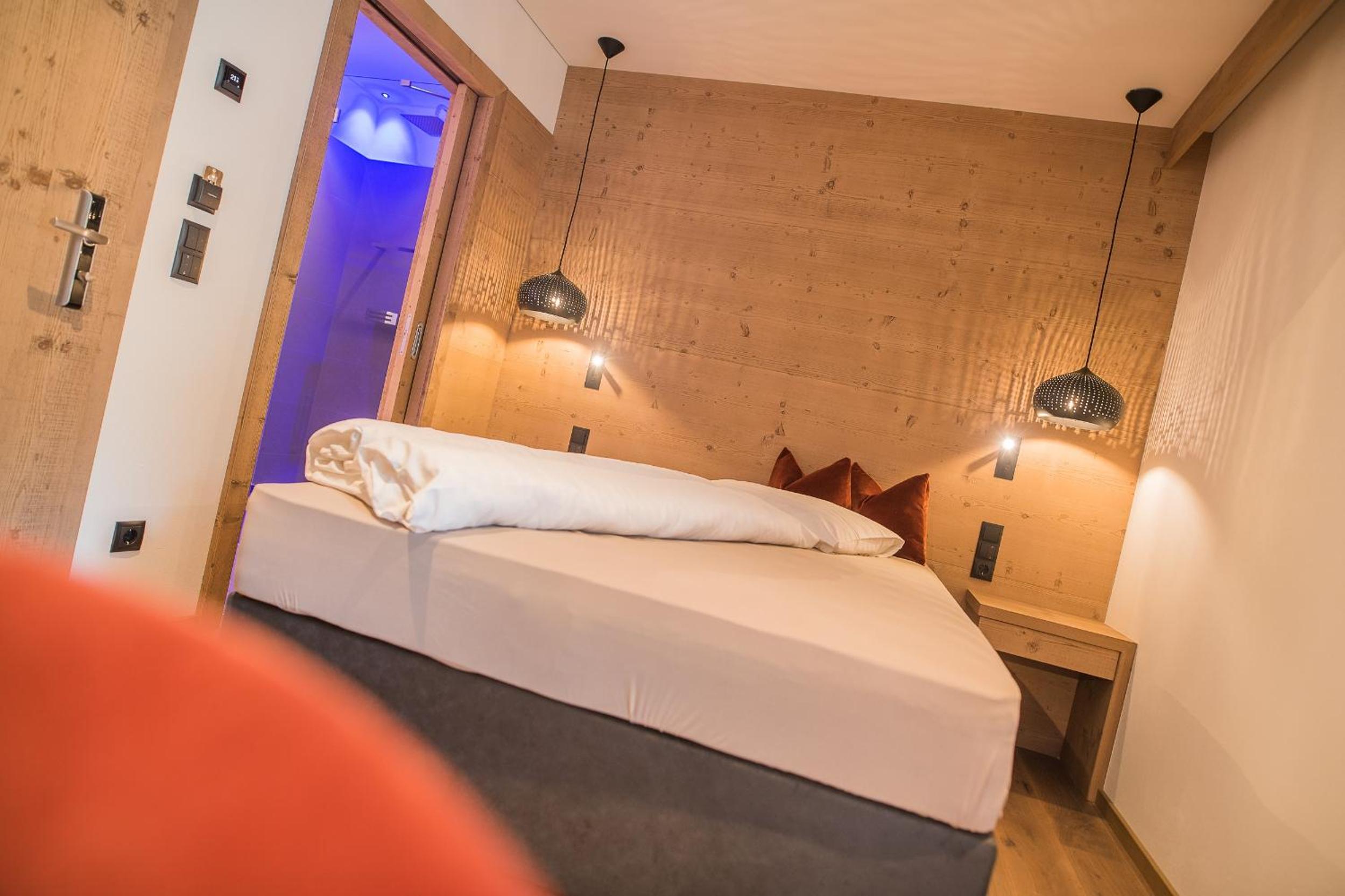 Deluxe Single Room with Balcony photo 1