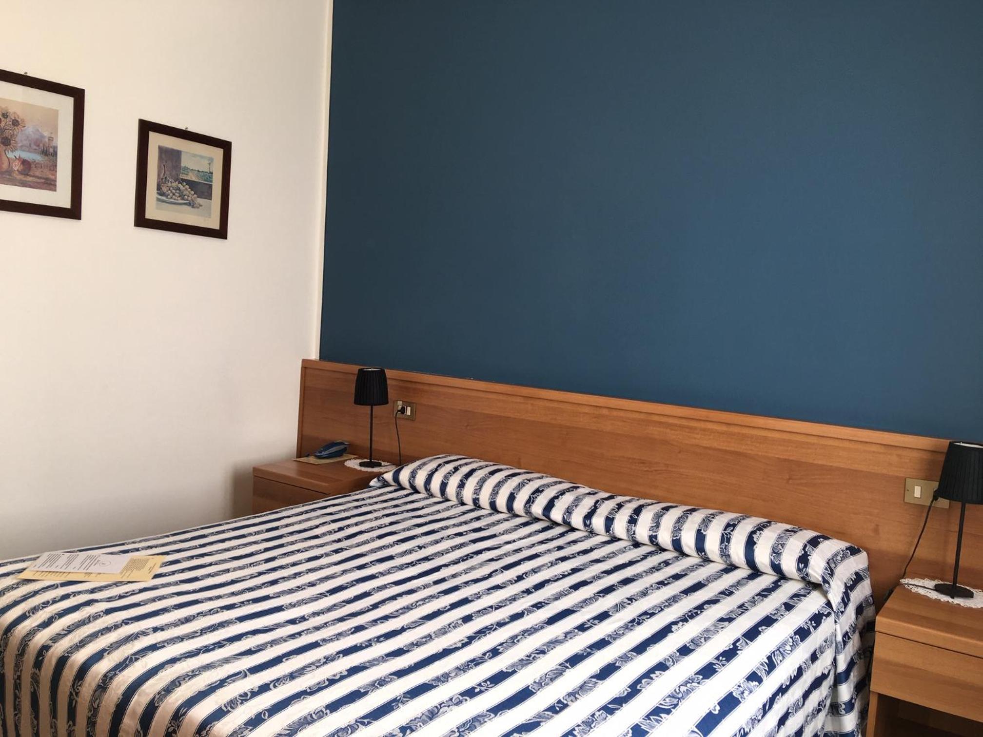 Double Room with Lake View