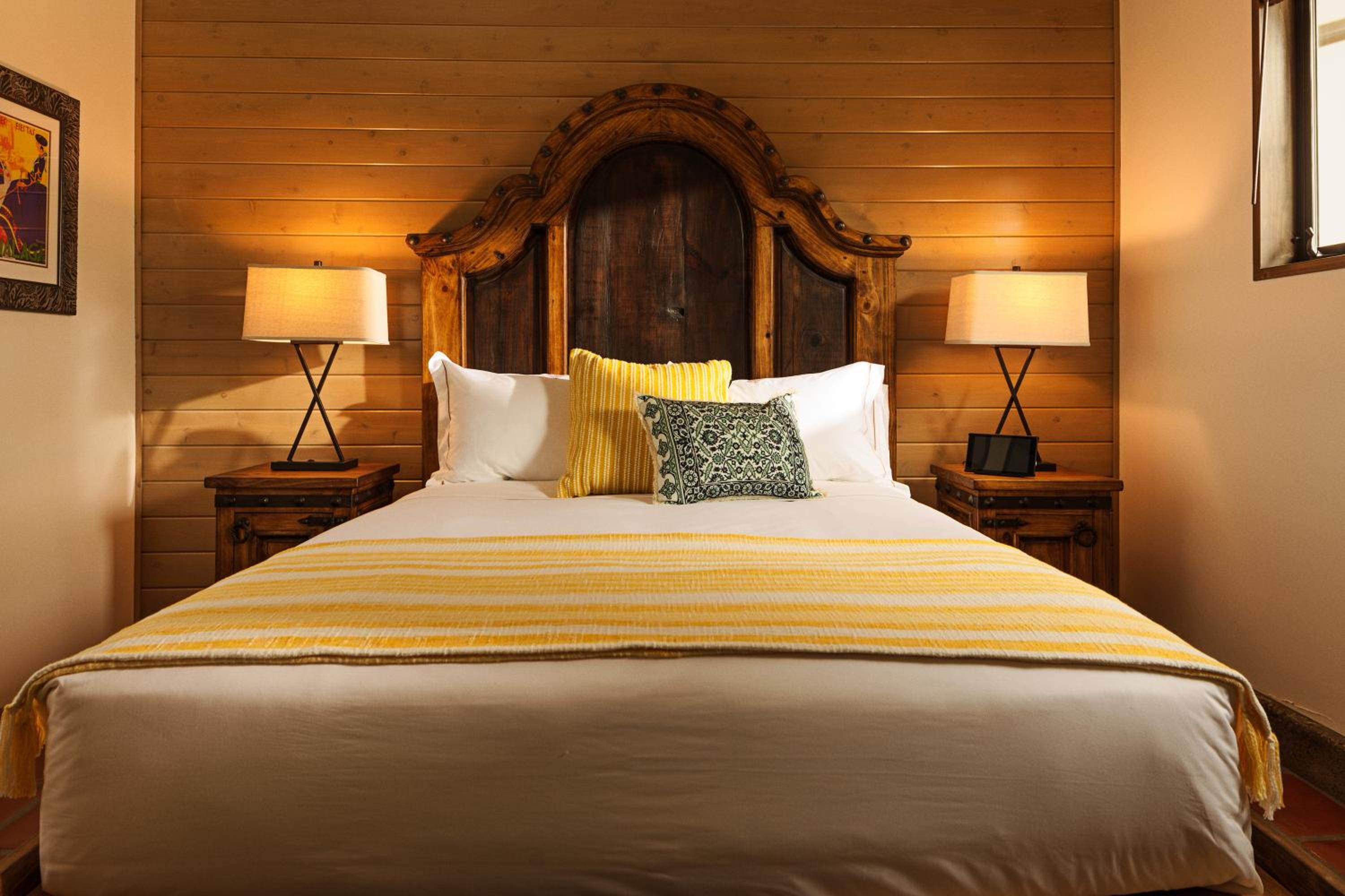 Deluxe Queen Room photo 2