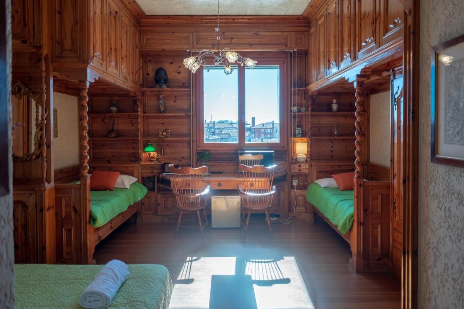 Suite photo 1