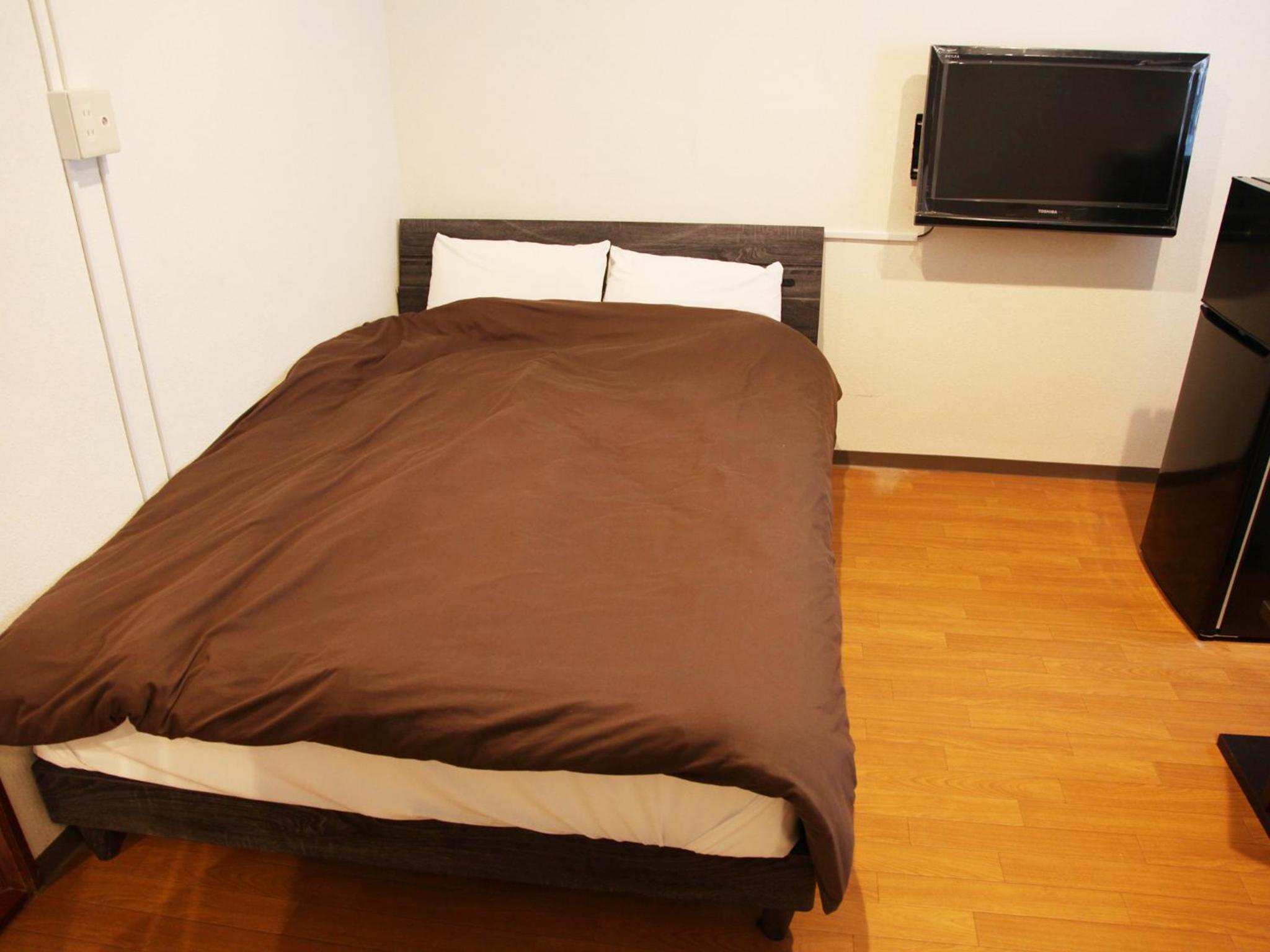 Double Room - Photo 15