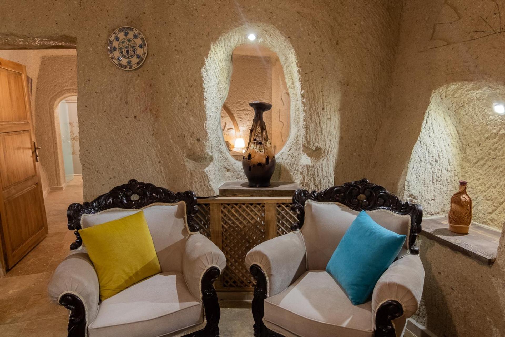 Superior King Suite