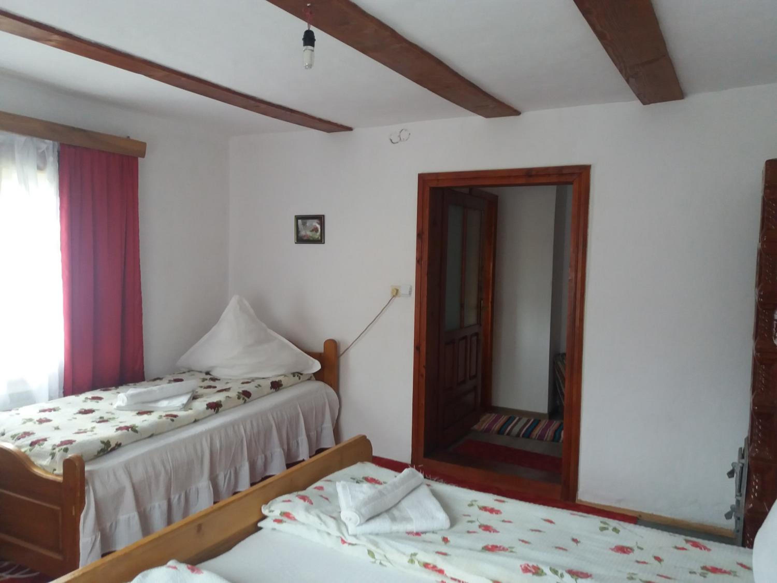 Triple Room with Private Bathroom photo 3