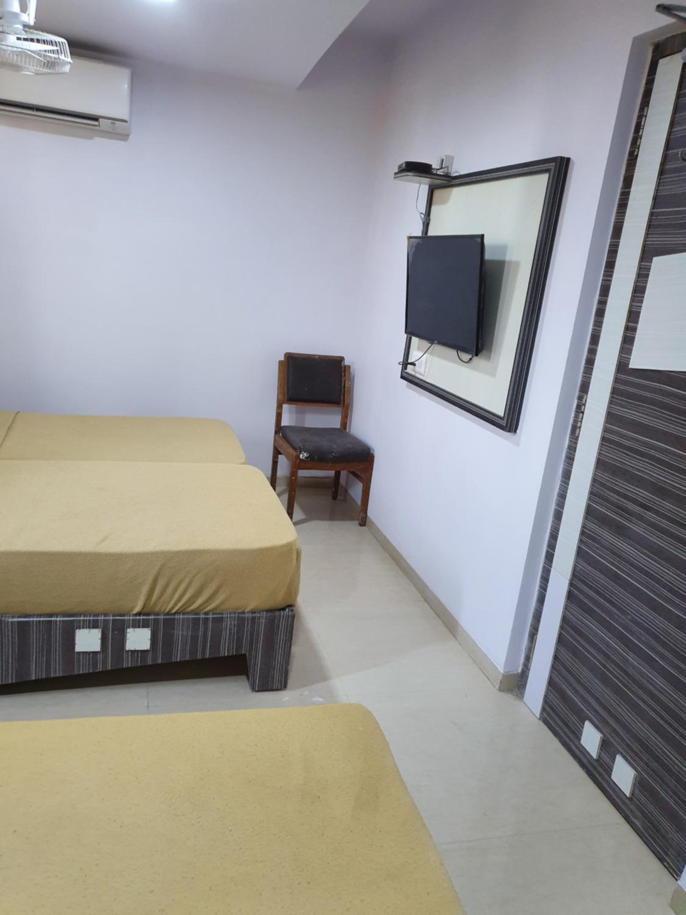 Deluxe Triple Room photo 3