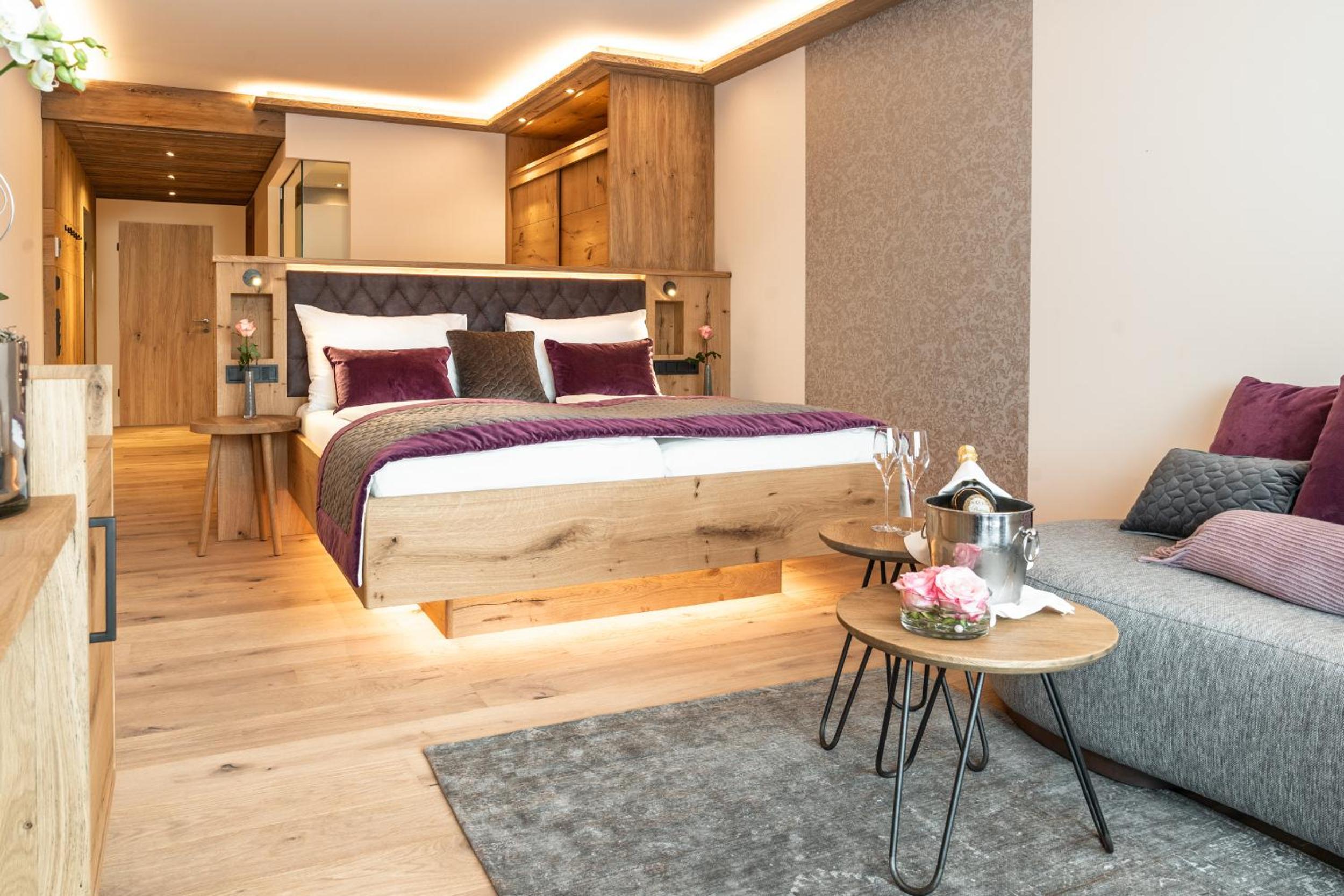 Superior Double Room Deluxe with Balcony