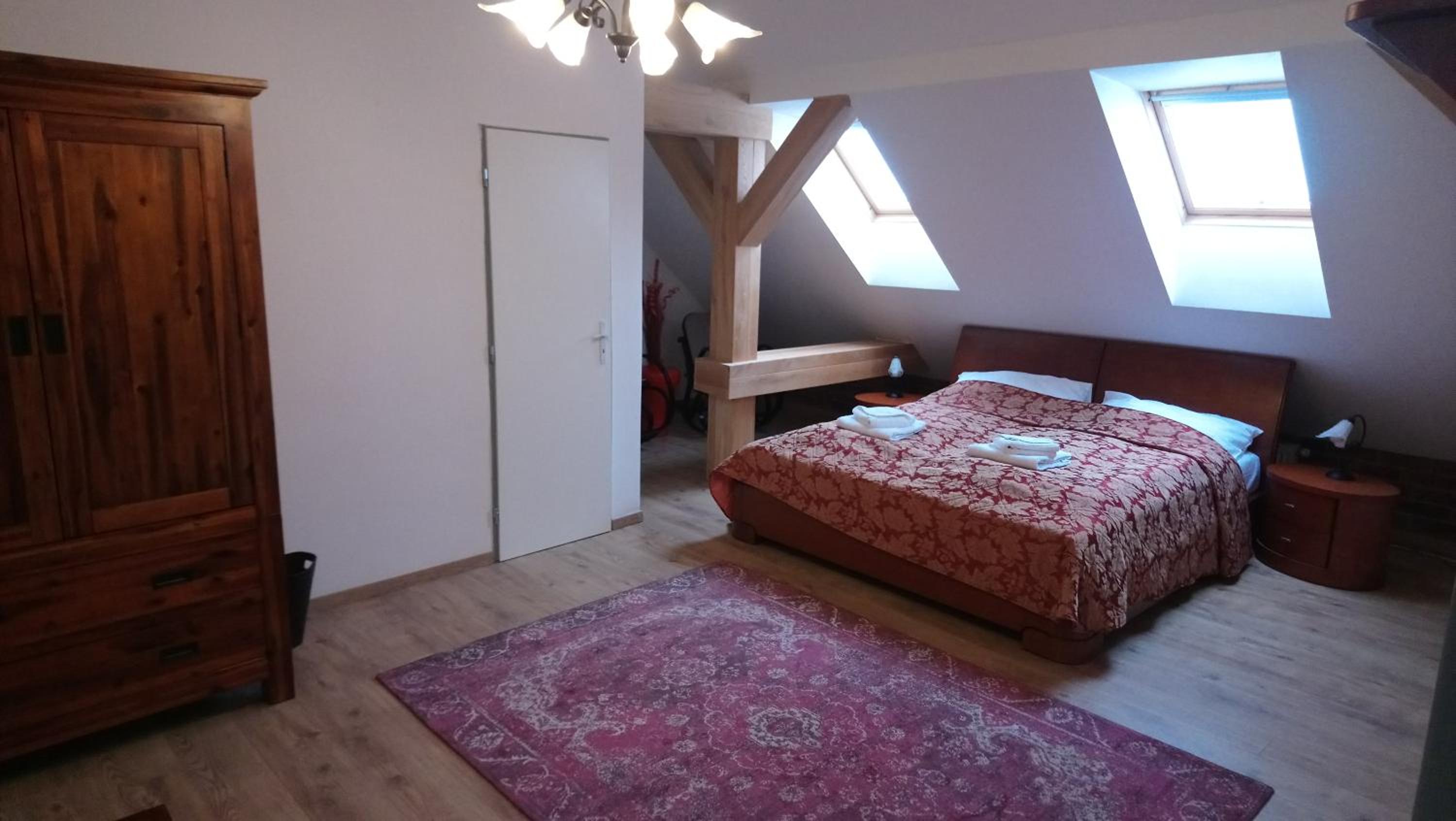 Deluxe Apartment