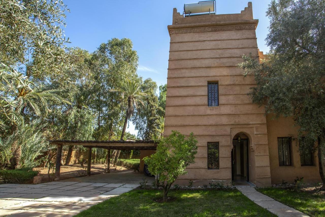 Three-Bedroom Villa - Photo 16