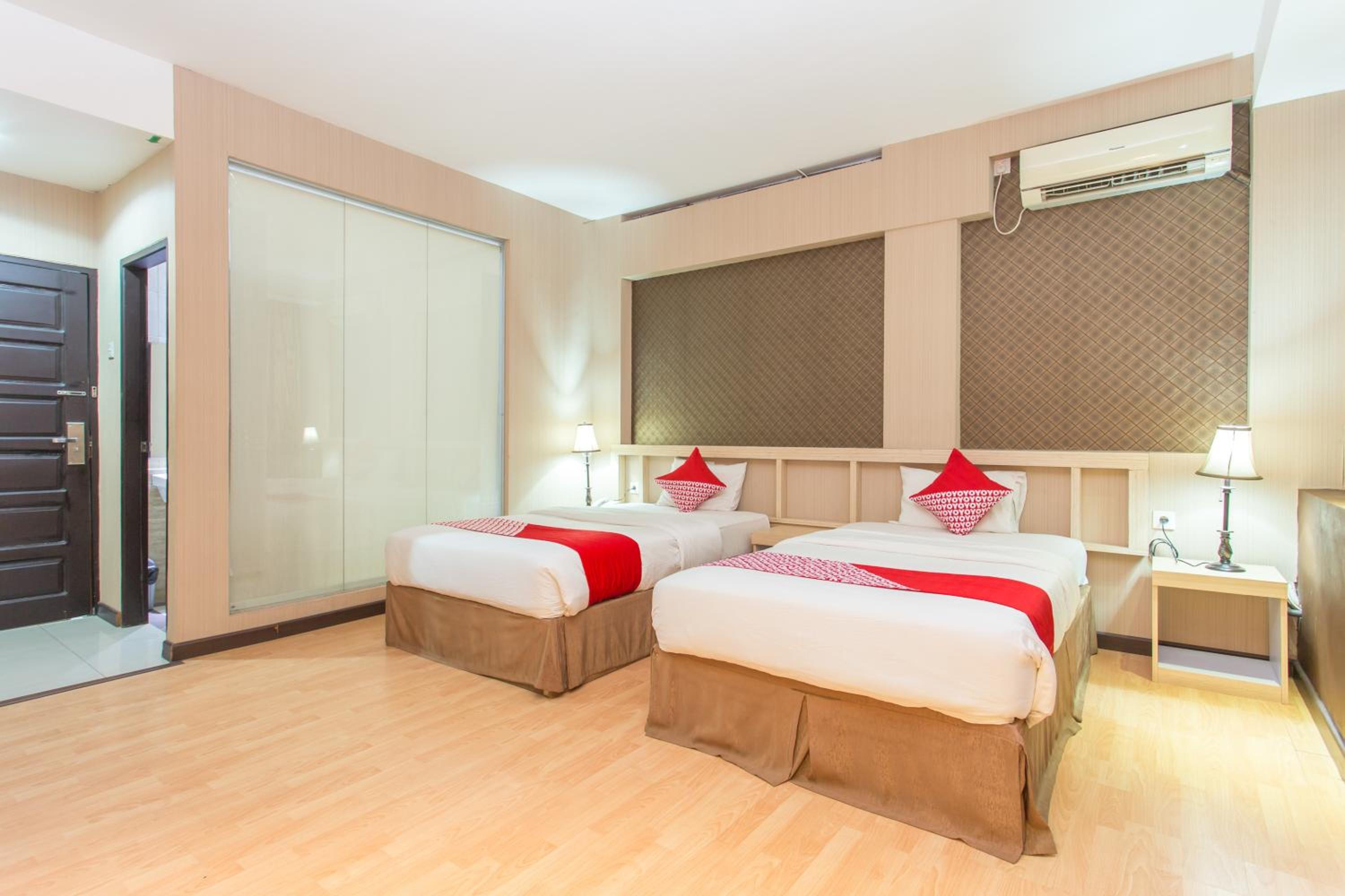 Delxue Twin Room photo 3