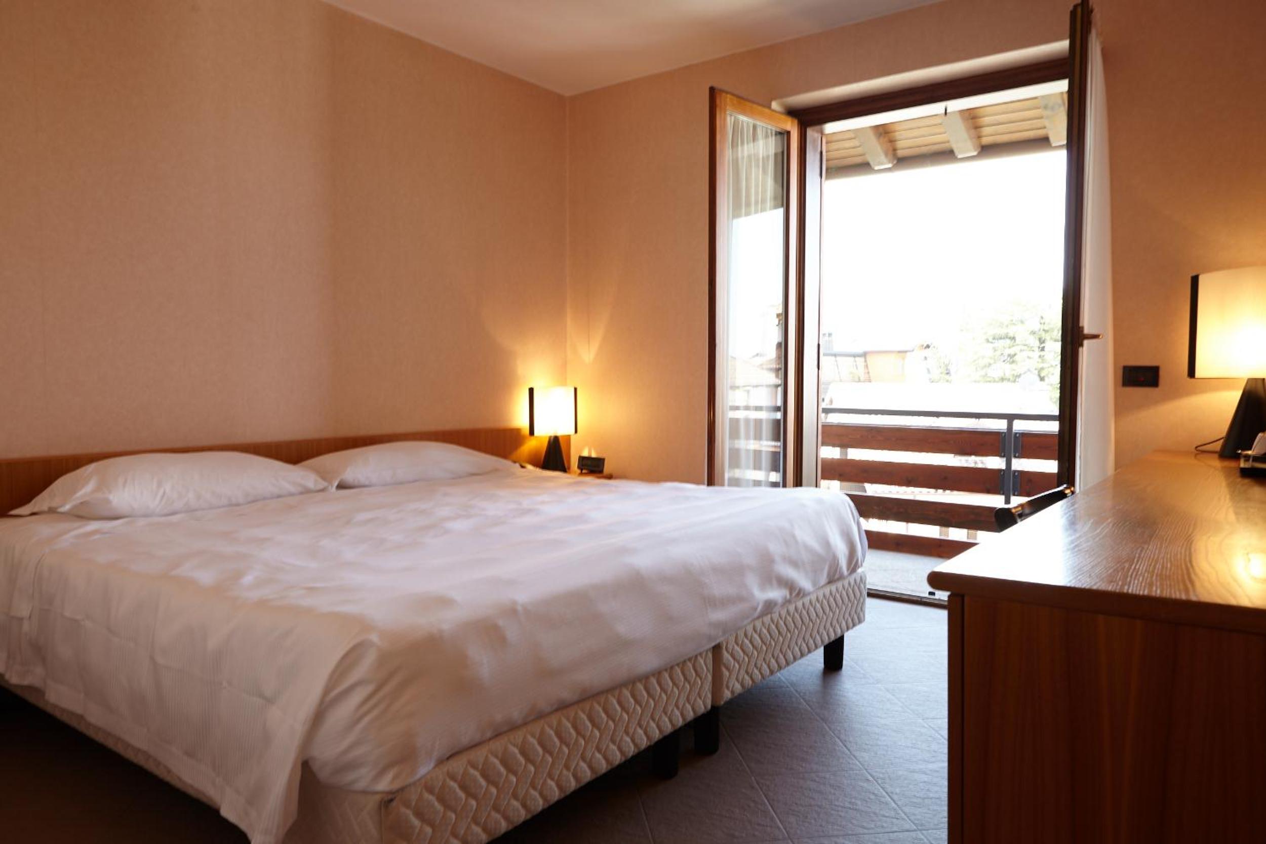 Double or Twin Room with Balcony