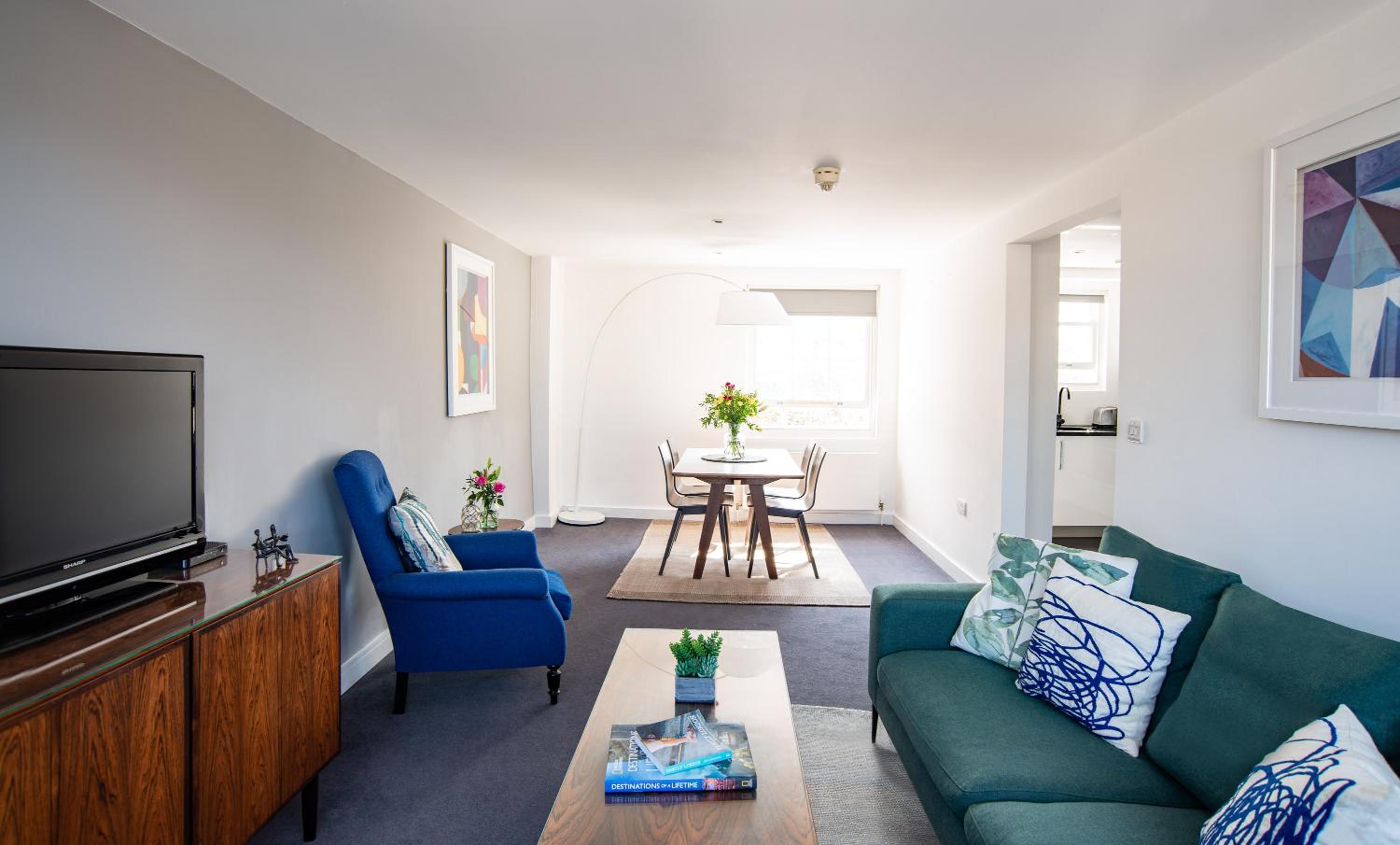 Premium Two-Bedroom Apartment photo 1