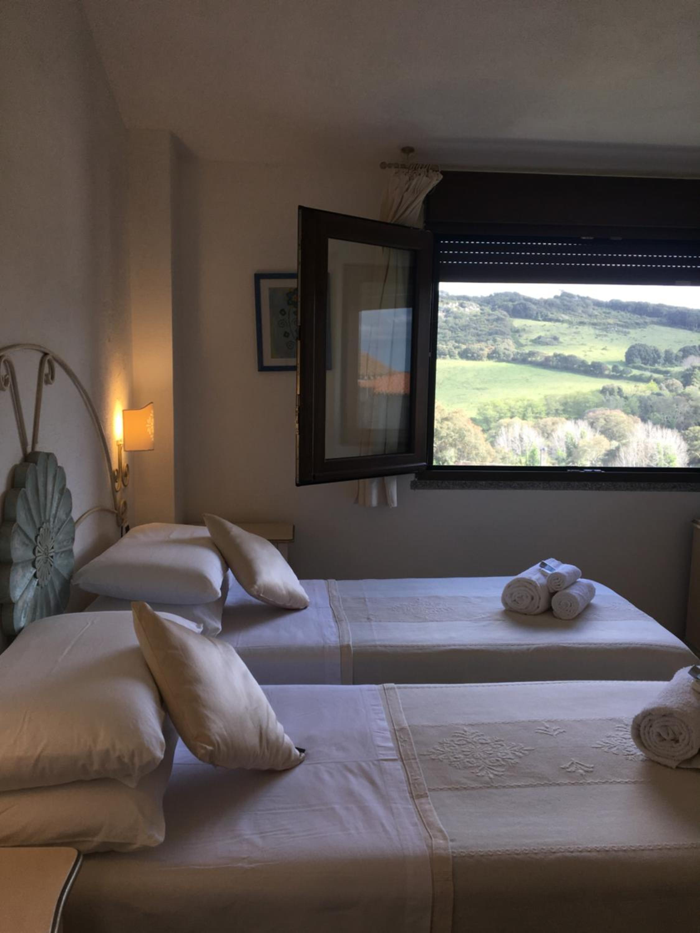 Triple Room with Mountain View - Photo 9