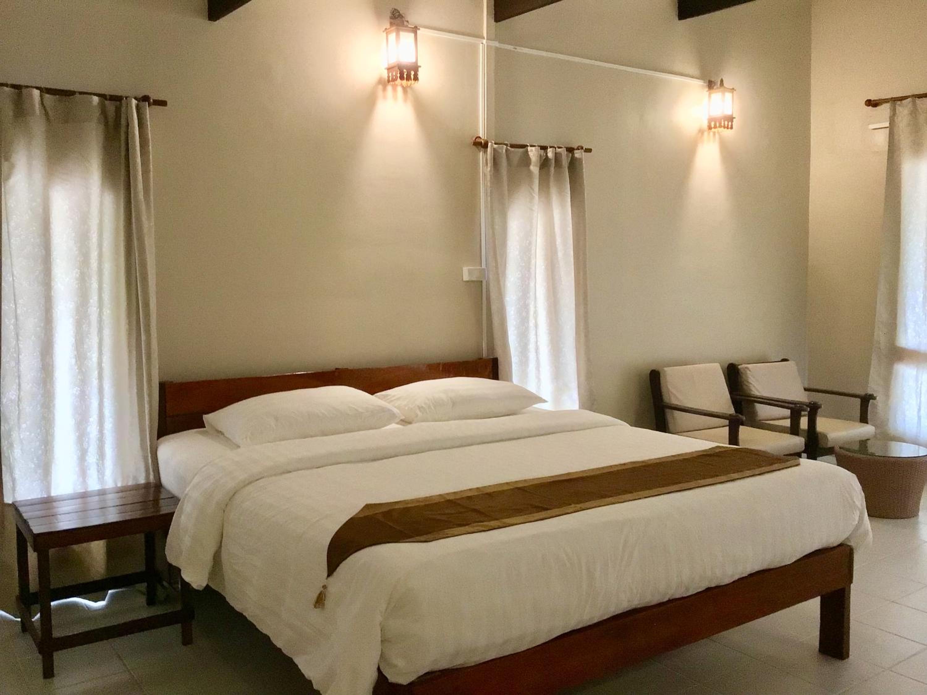 Deluxe Suite Beachfront photo 2