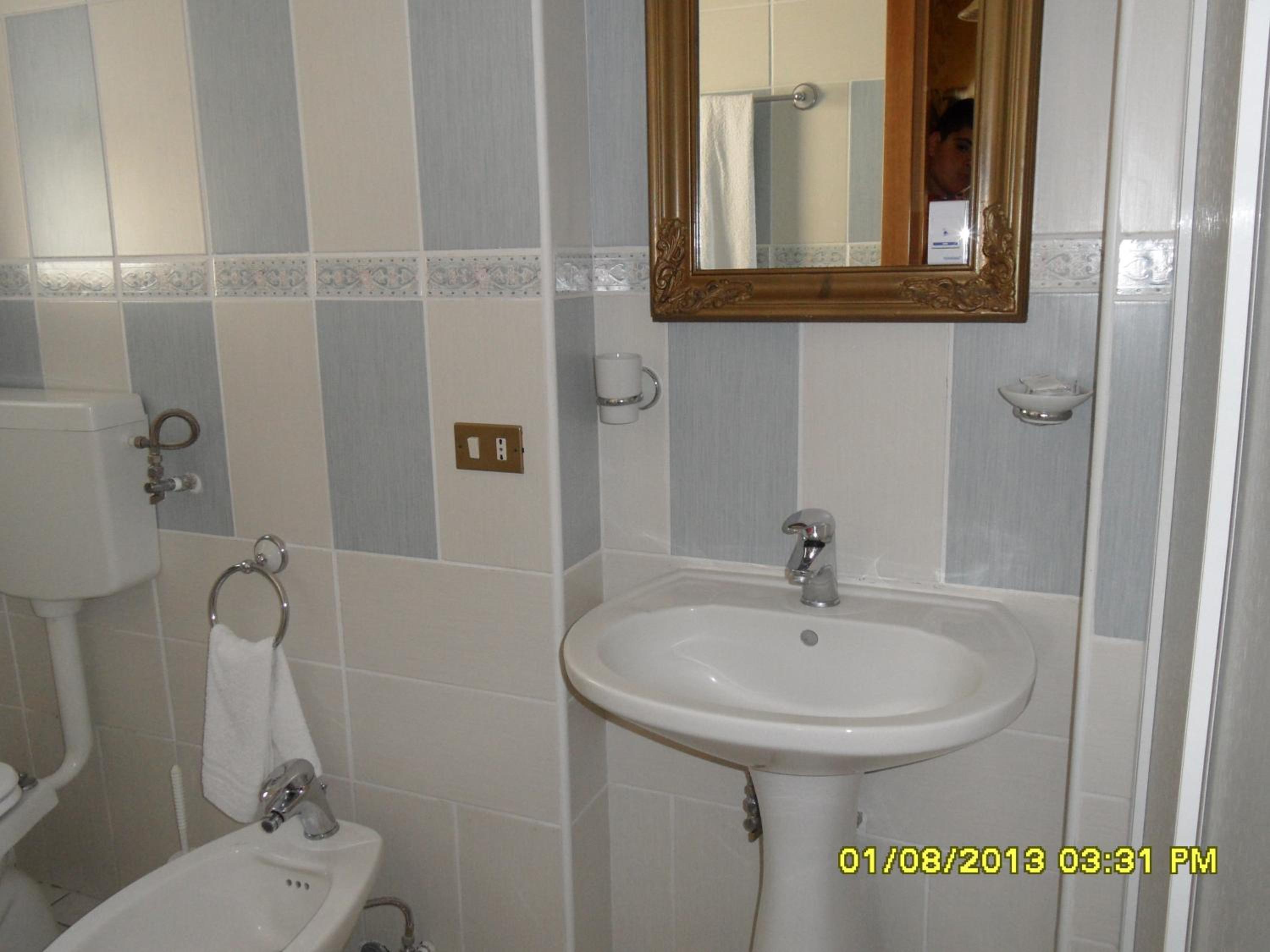 Triple Room with Garden View photo 2