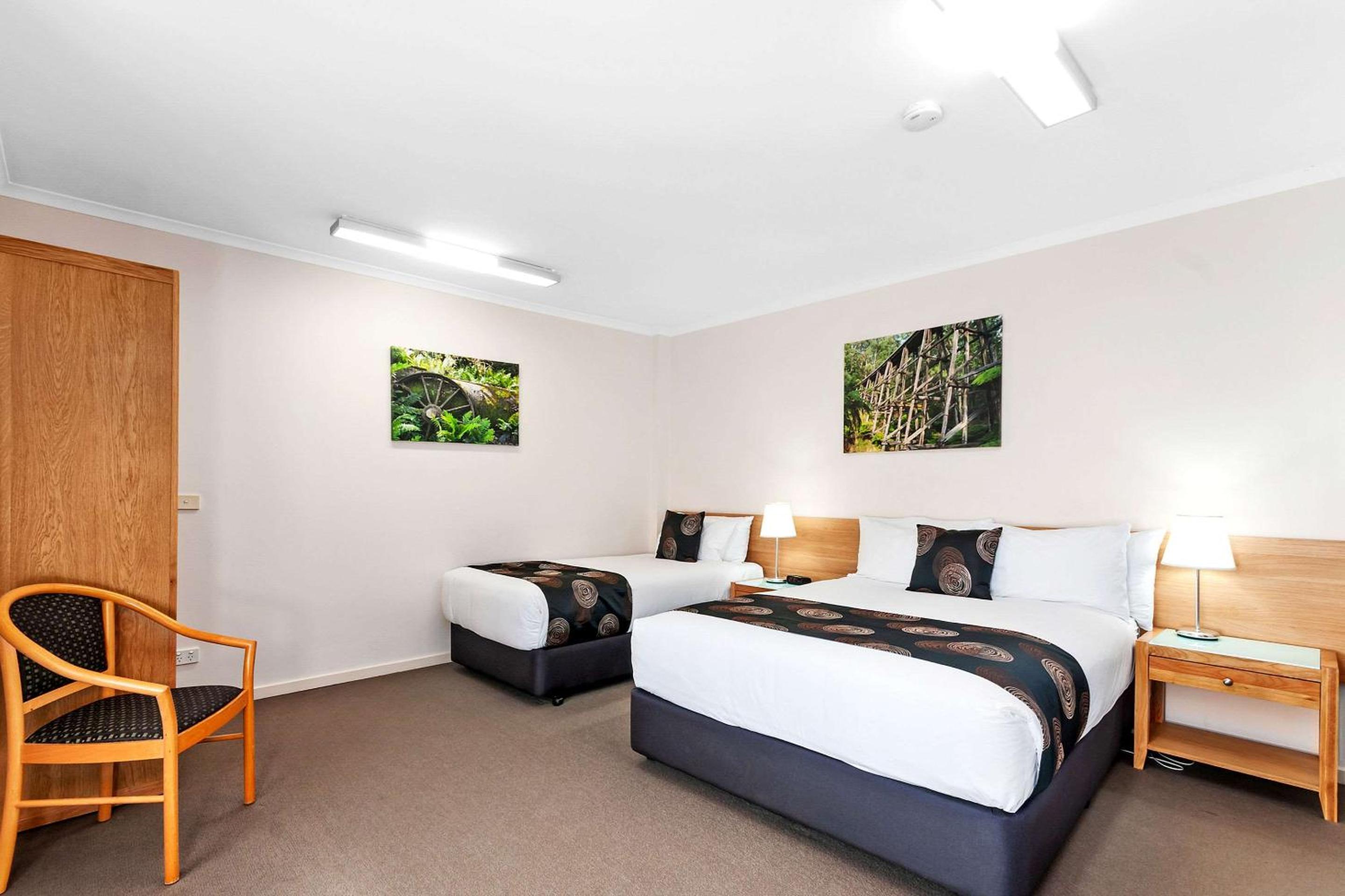 Standard Twin Room - Photo 1