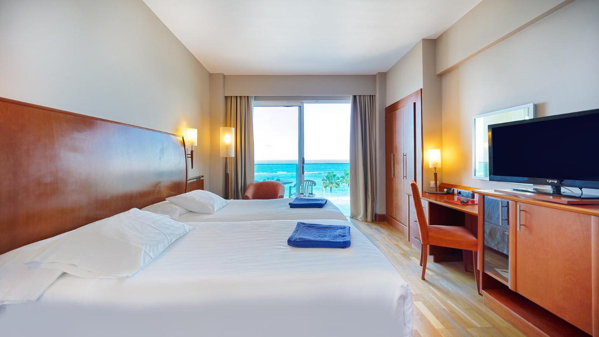 Twin Room with Sea View Spa Acces included