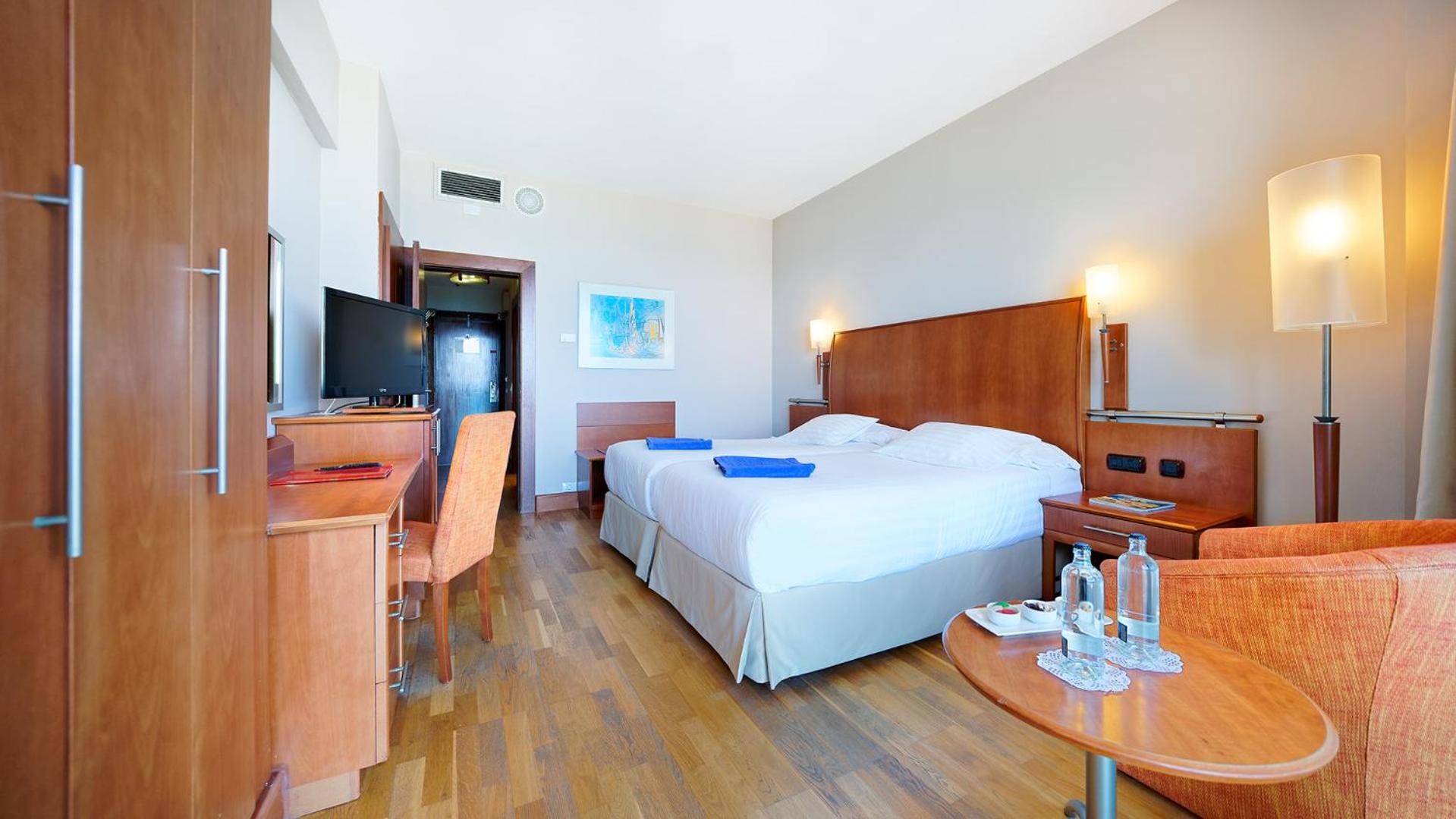 Twin Room Spa Acces included
