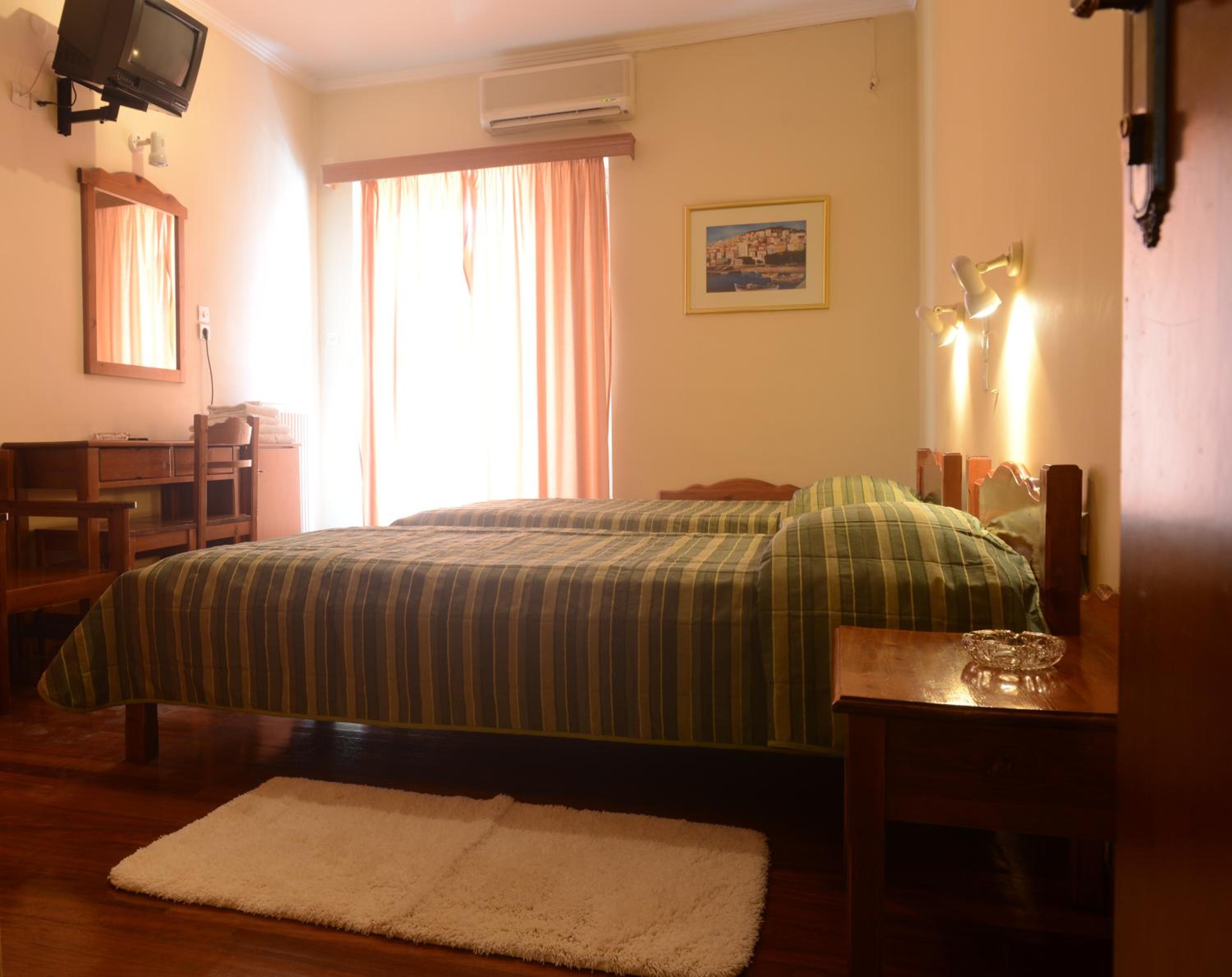 Double or Twin Room photo 2