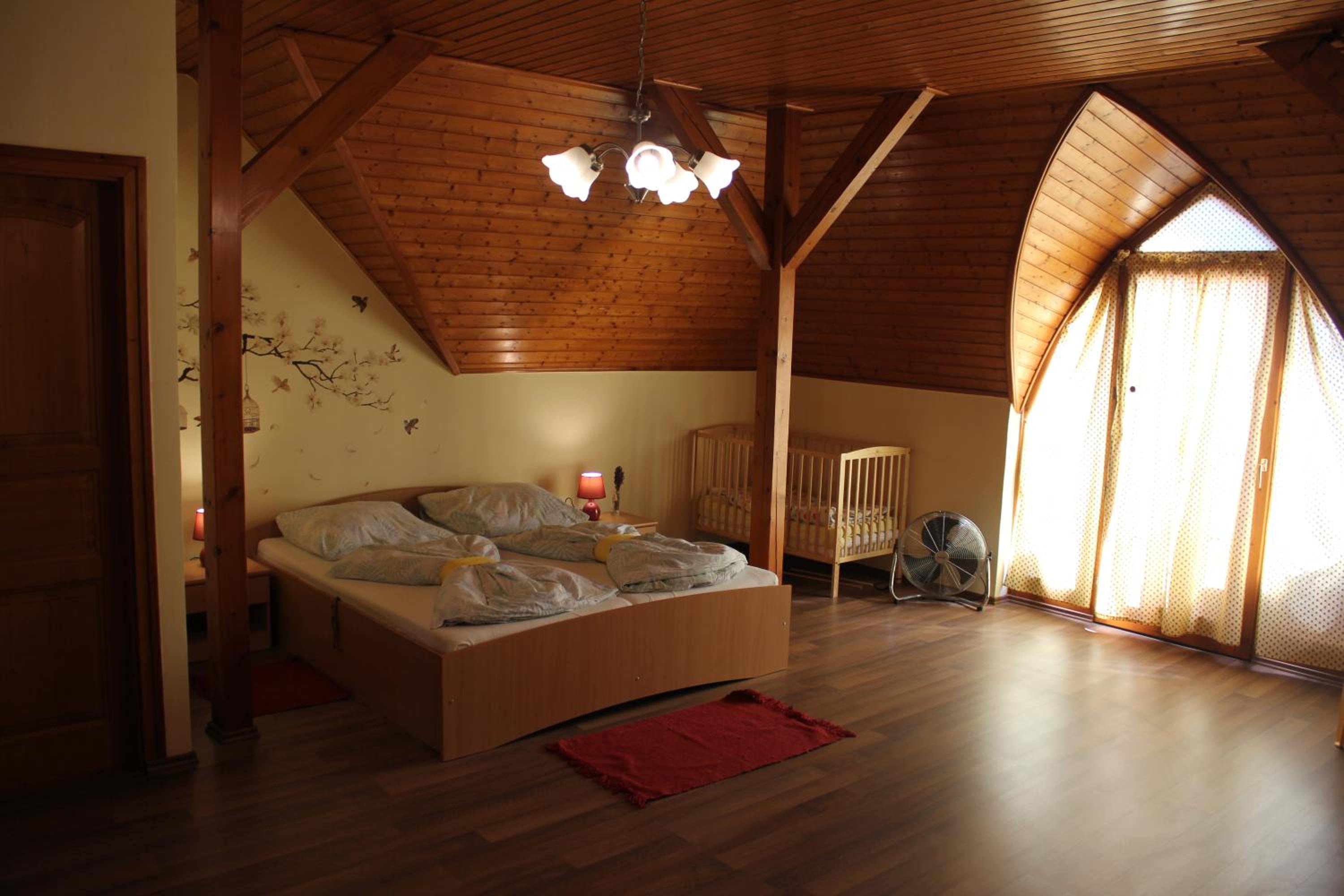 Four-Bedroom House - Photo 22