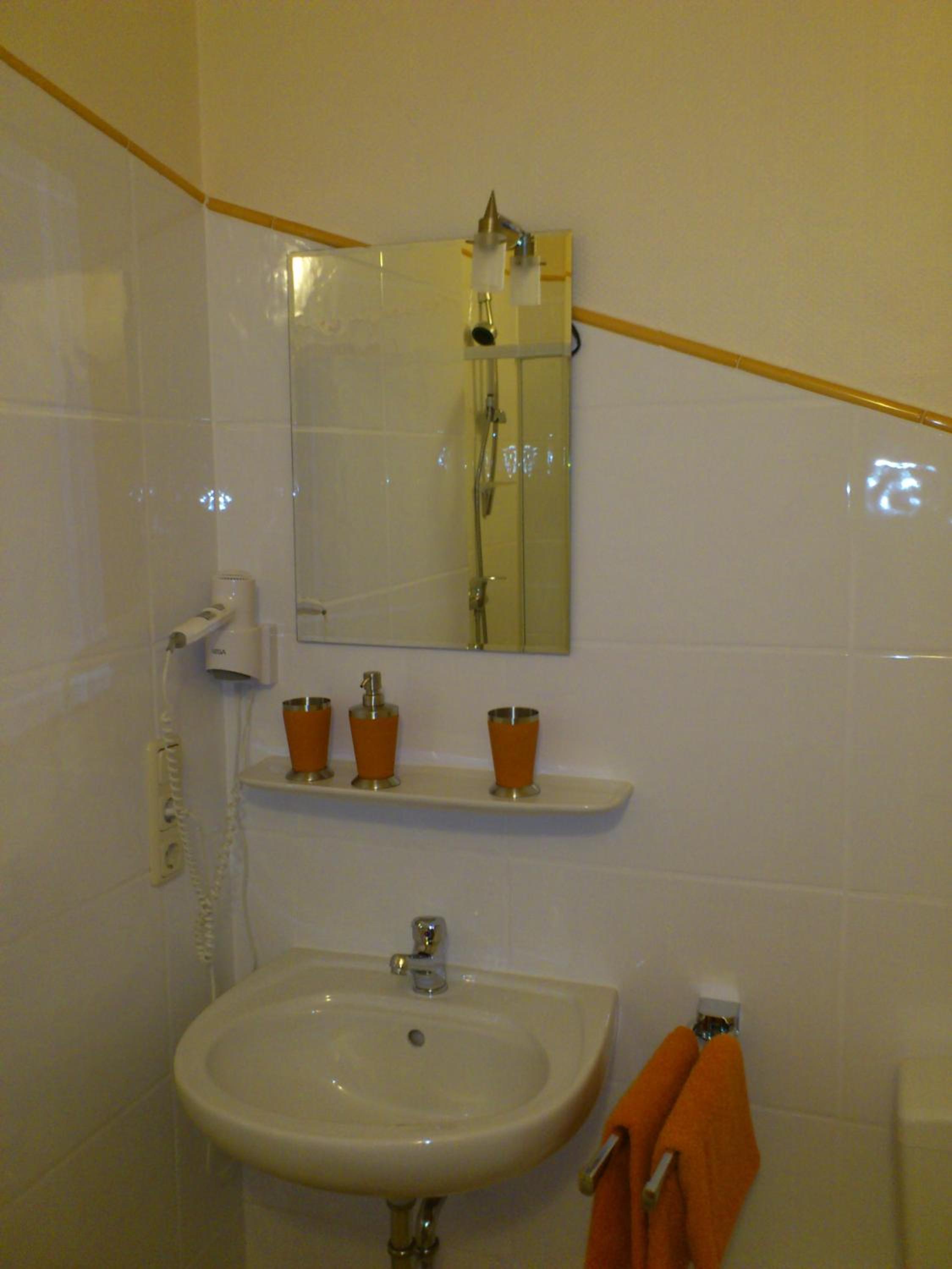 Standard Double Room photo 3