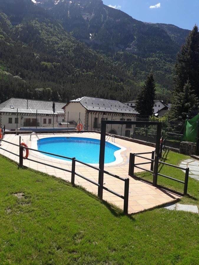 Apartment with Mountain View - Photo 33