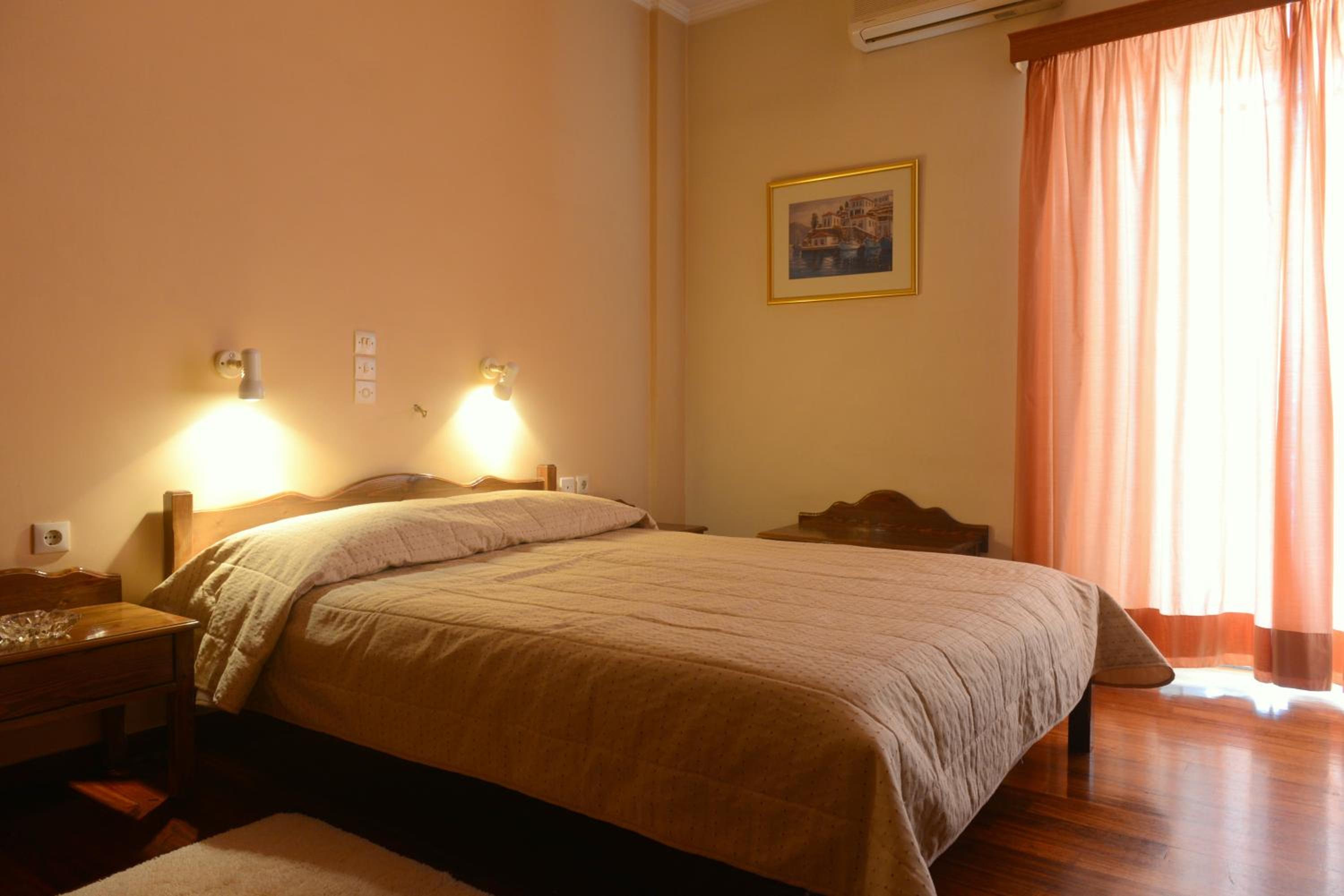 Double or Twin Room photo 1