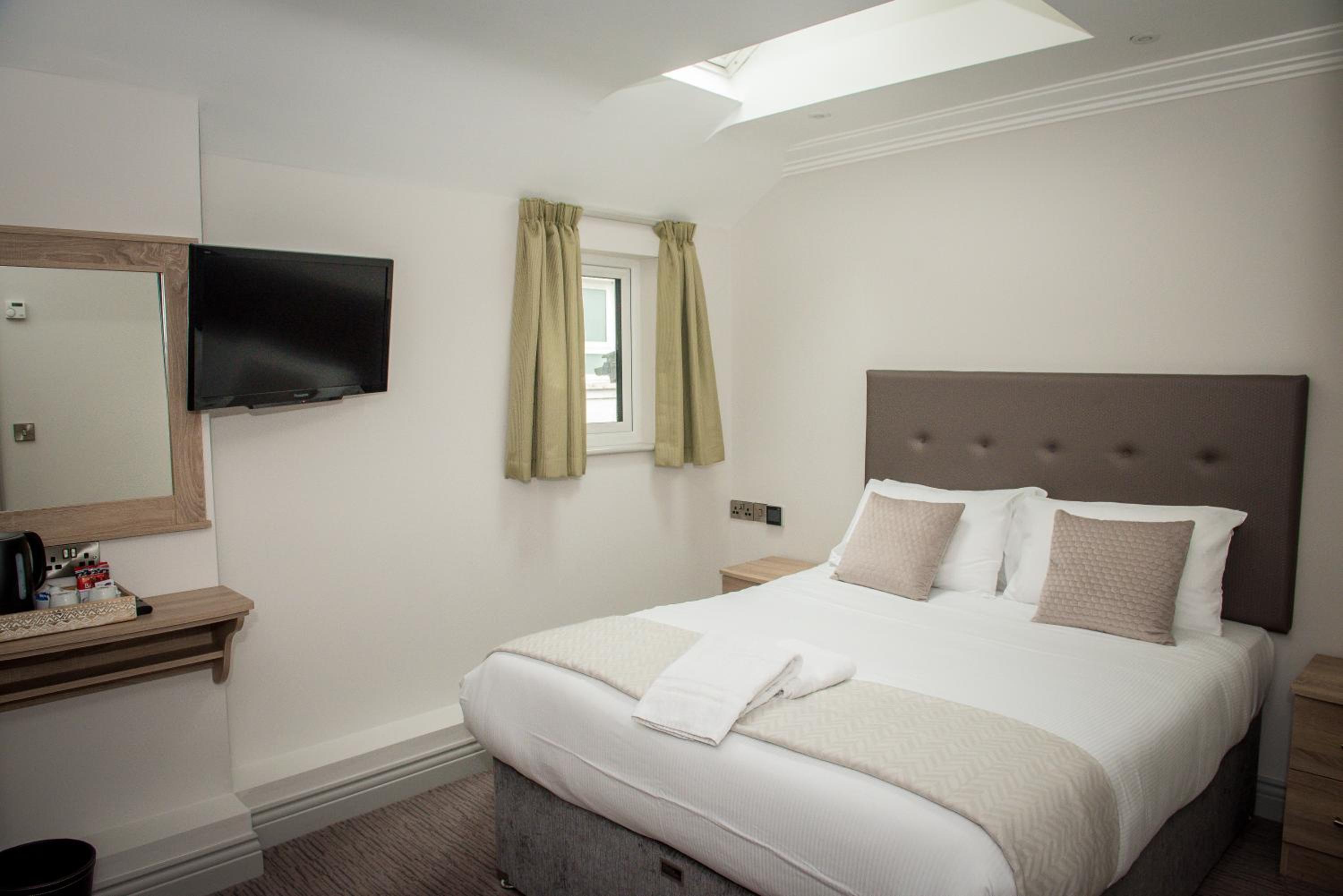 Double Room with Private Bathroom photo 1