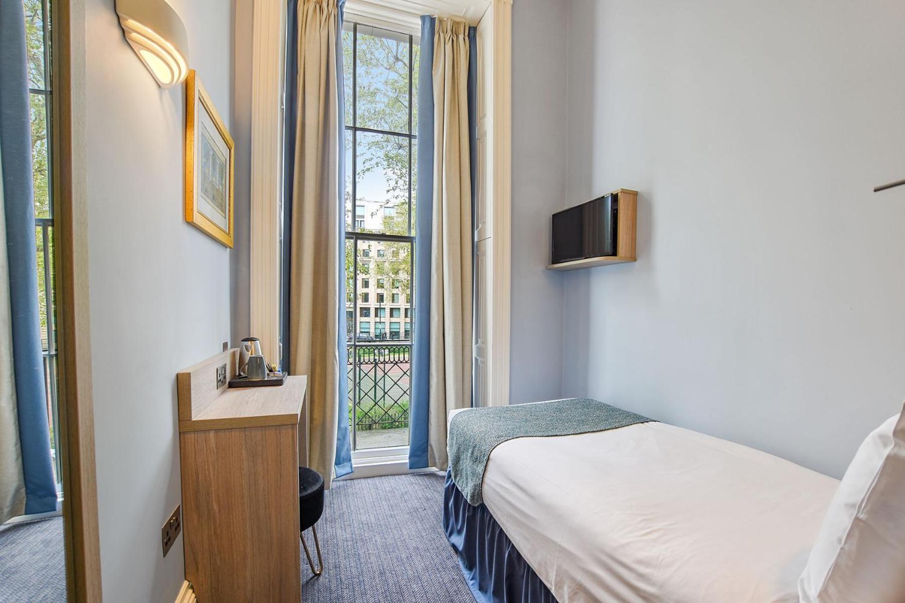 Single Room photo 3
