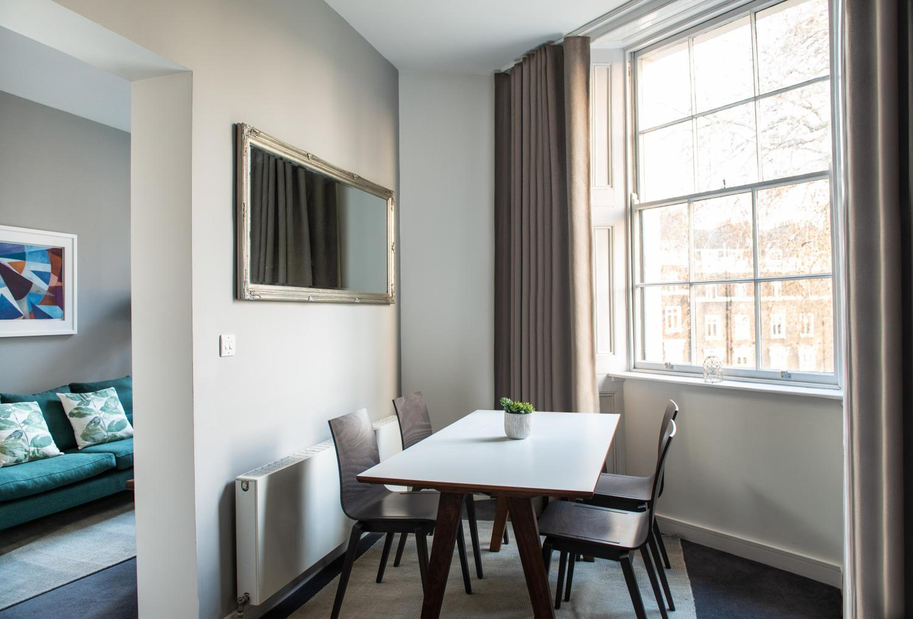 Premium One Bedroom Apartment photo 2