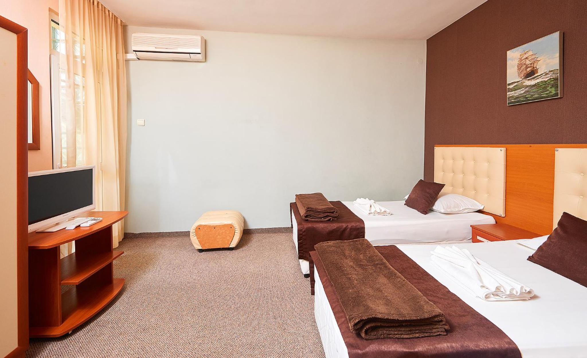 Suite with Balcony - Photo 1